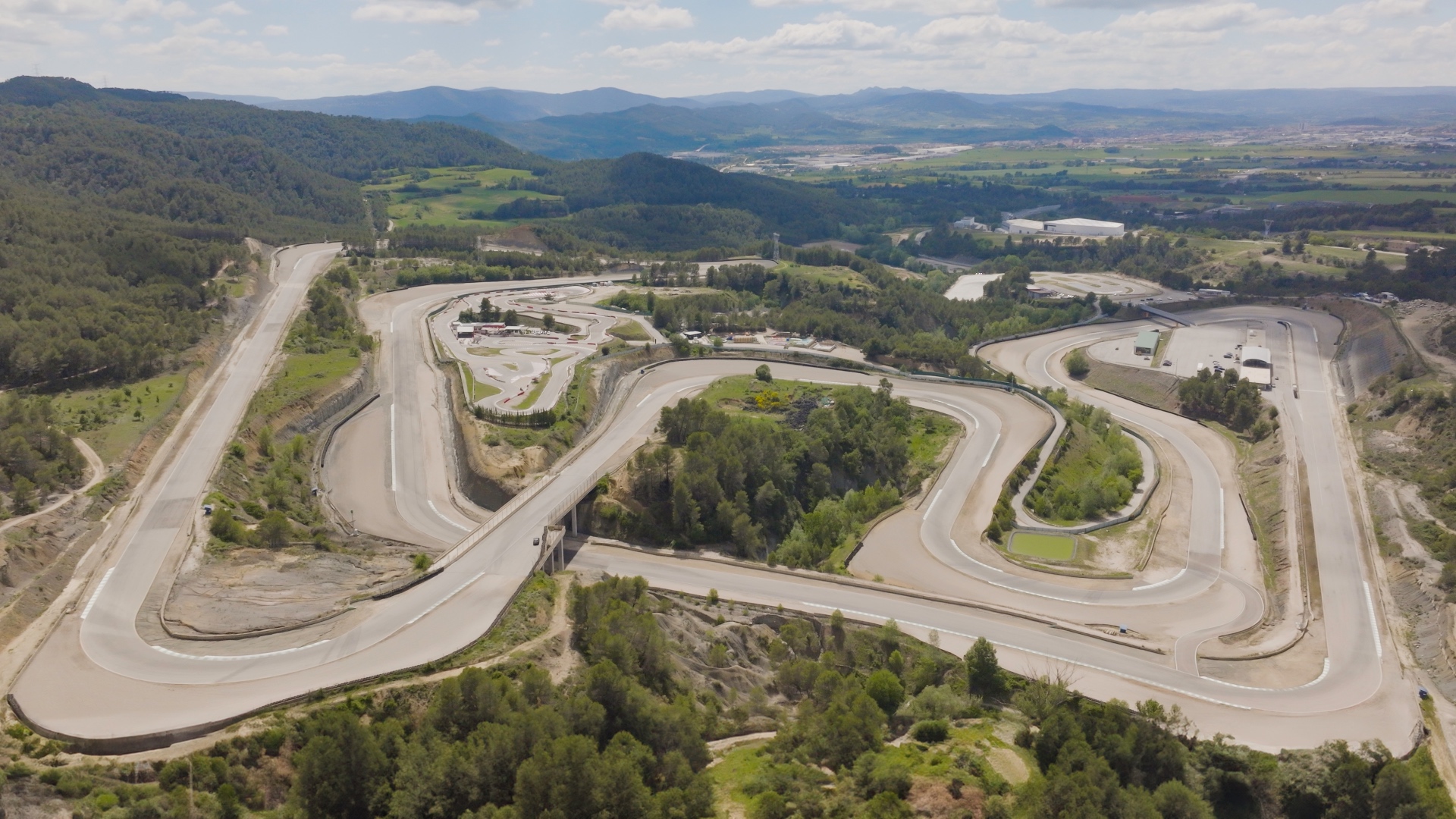 Bentley-Continental-GT-Speed-2024-plug-in-12