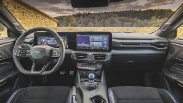 Dark_Horse_Blue_Ember_015 Dark_Horse_Blue_Ember_015