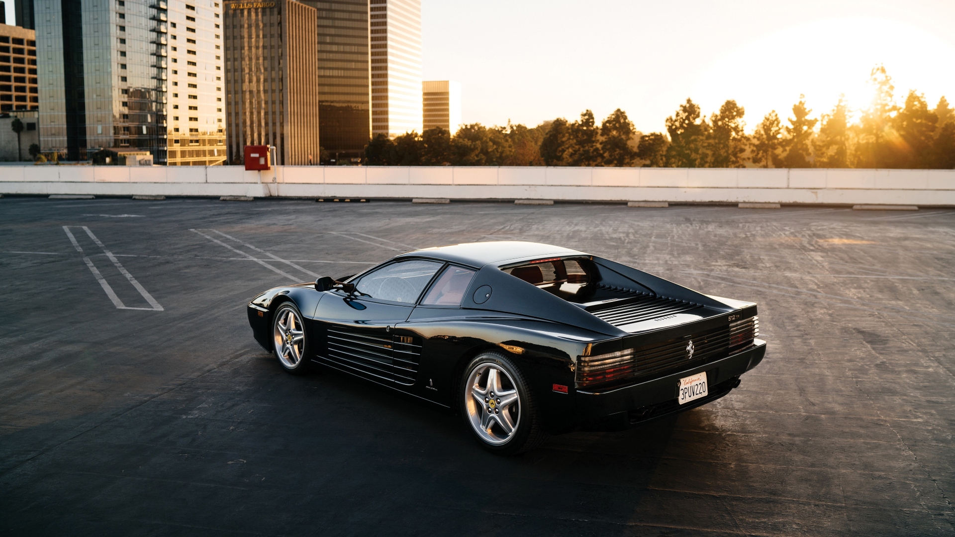 Ferrari-Testarossa-5
