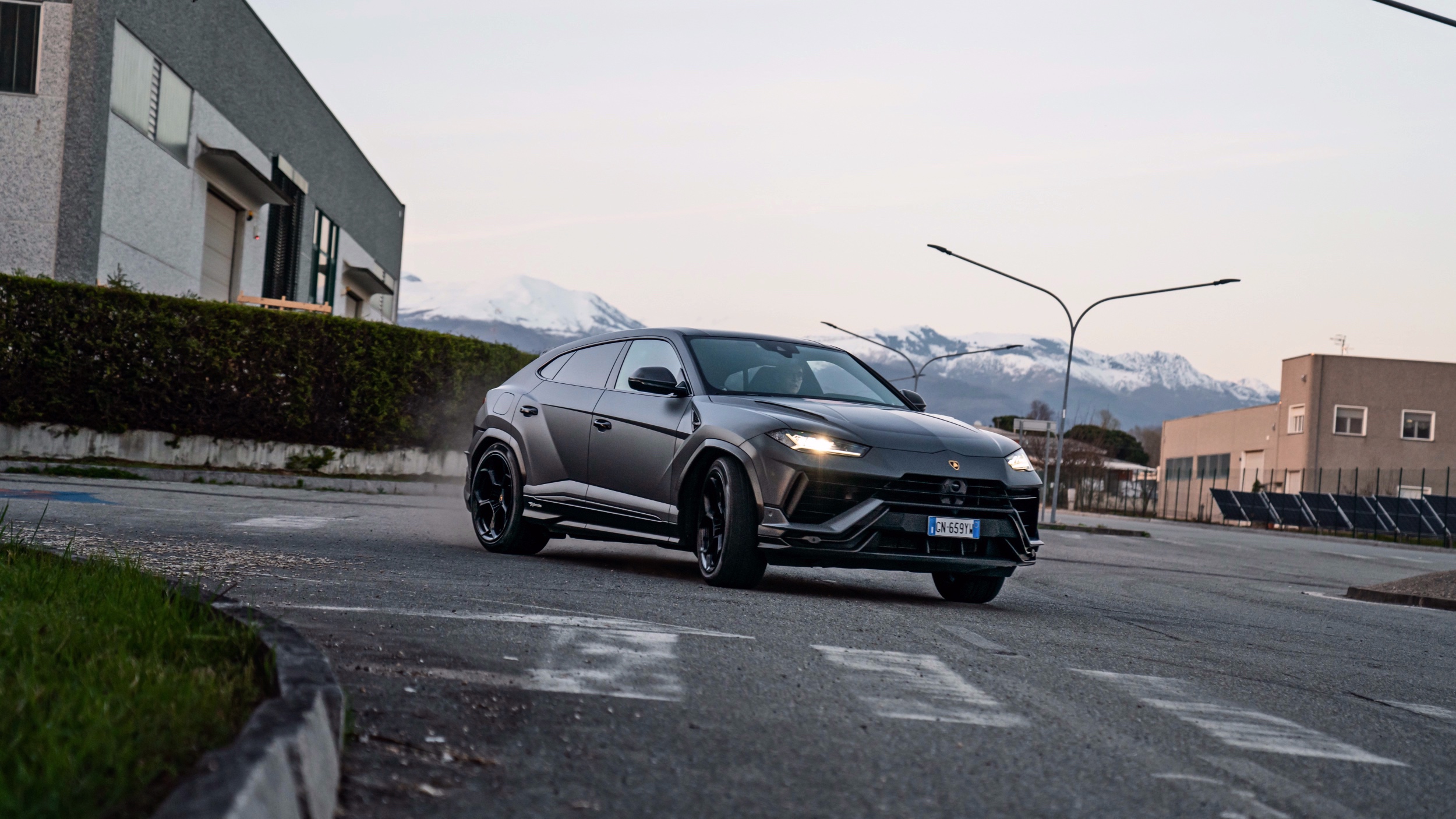 Lamborghini-Urus-Performante-prova-test-drive-davide-bo-foto-25 Lamborghini-Urus-Performante-prova-test-drive-davide-bo-foto-25