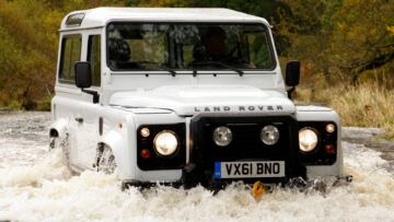 Land-Rover-Defender-2 Land-Rover-Defender-2