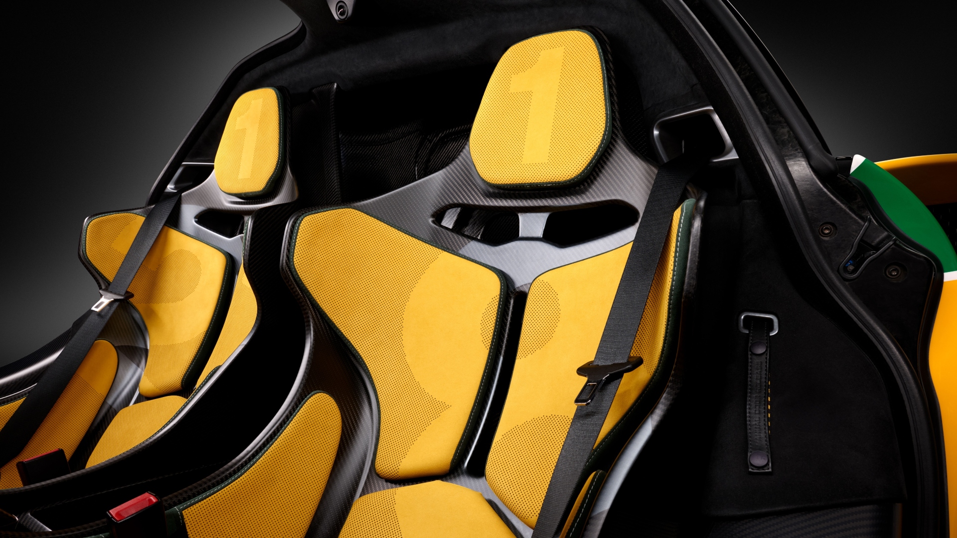 McLaren-Senna-Sempre-2024-10 McLaren-Senna-Sempre-2024-10