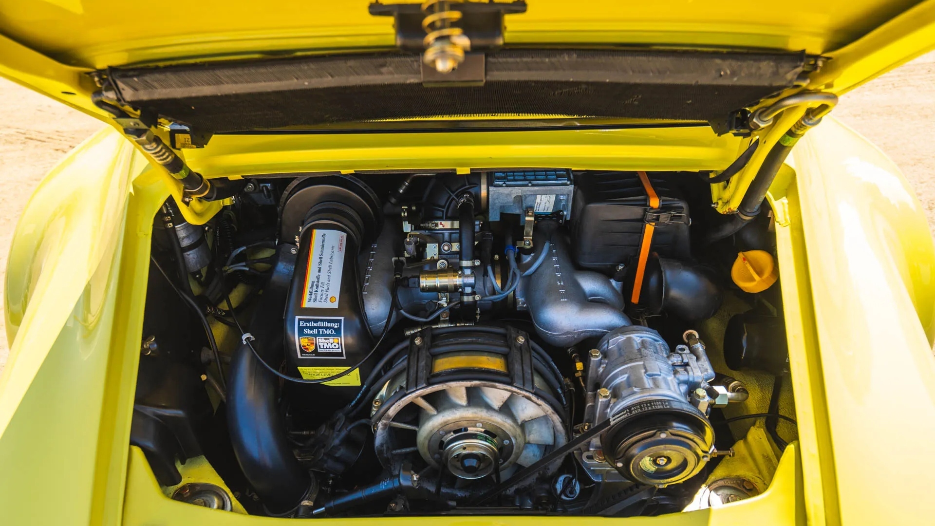 Porsche-911-Speedster-1989-giallo-banana-asta-2024-16 Porsche-911-Speedster-1989-giallo-banana-asta-2024-16