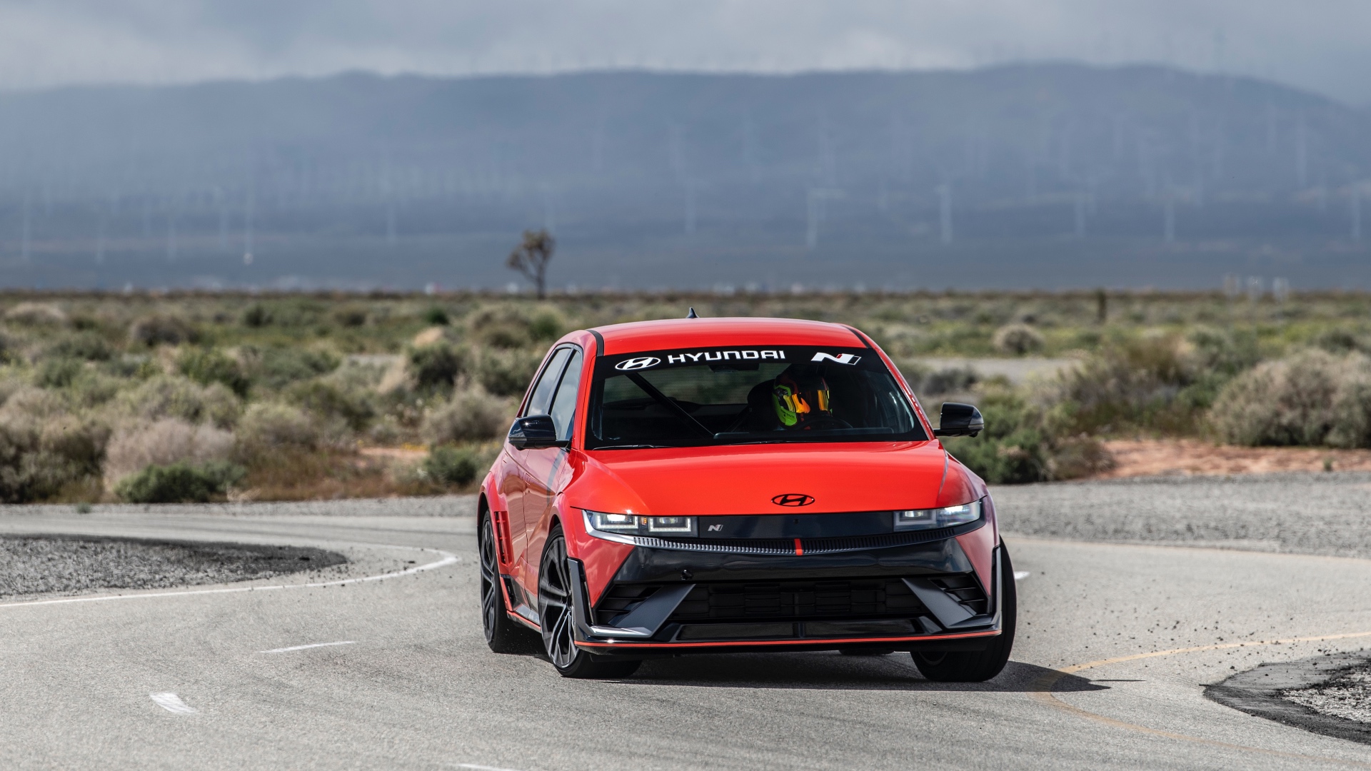 hyundai-ioniq-5-n-pikes-peak-international-hill-climb-electric-production-class-03 hyundai-ioniq-5-n-pikes-peak-international-hill-climb-electric-production-class-03