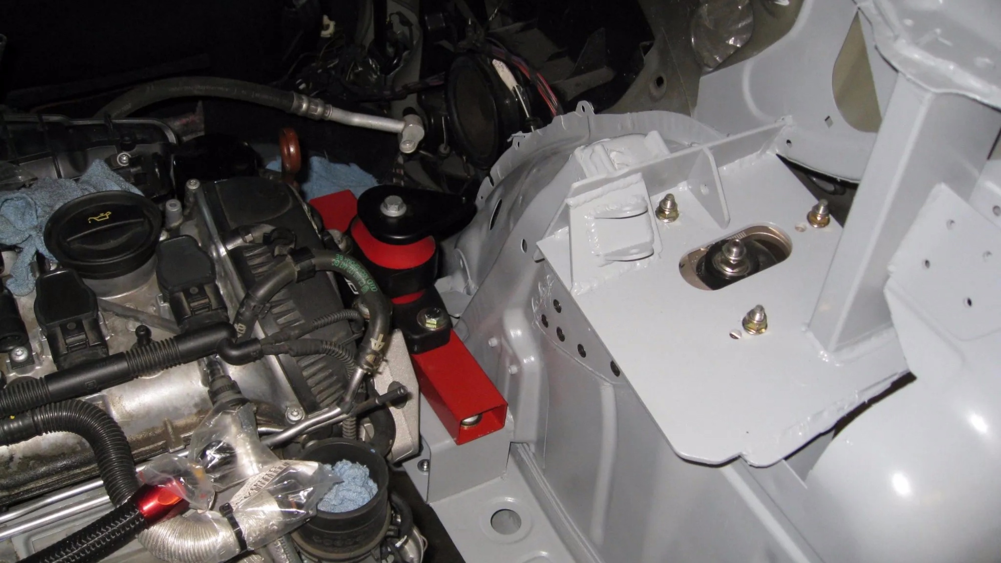 volkswagen-golf-6-gti-motore-centrale-5 volkswagen-golf-6-gti-motore-centrale-5