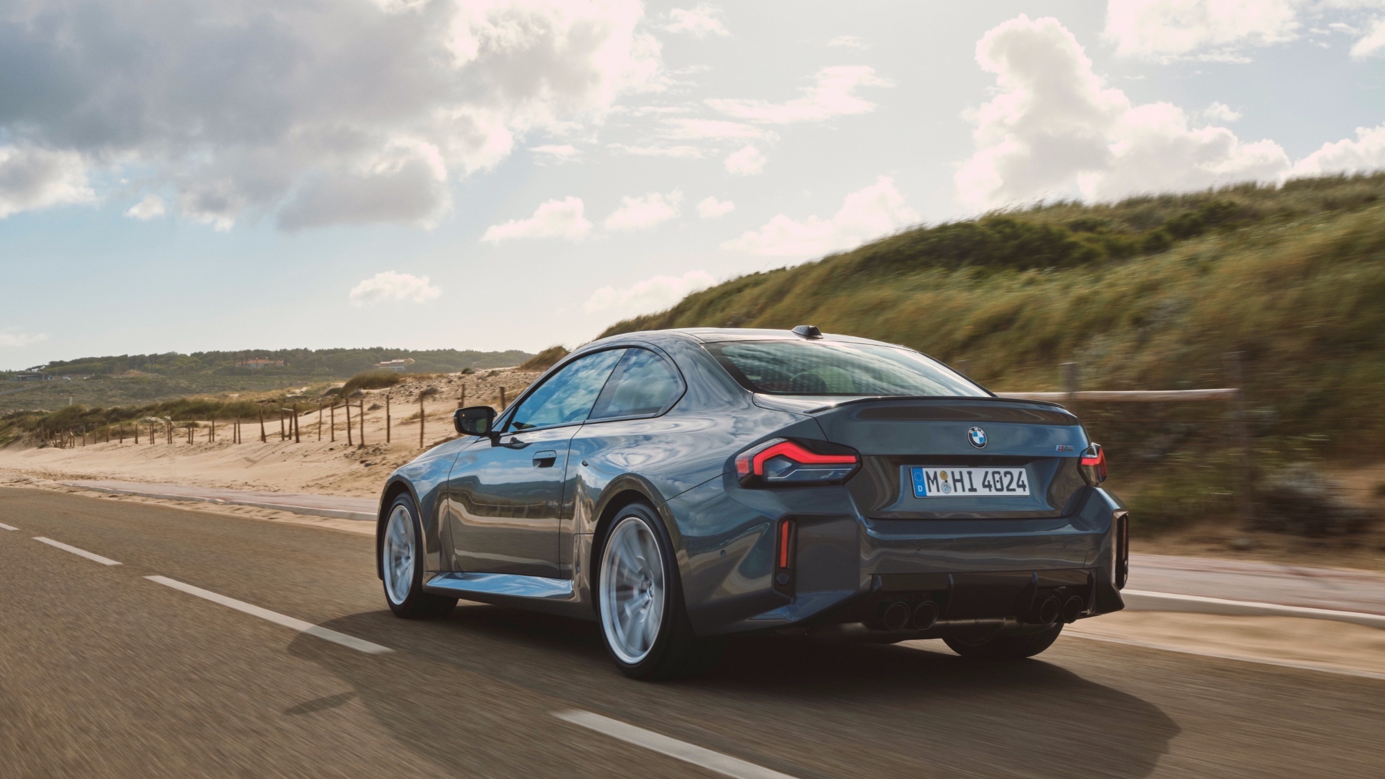 BMW-M2-2024-8 BMW-M2-2024-8