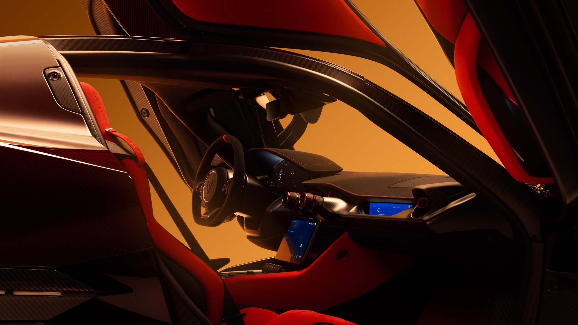 mate-rimac-s-nevera-2