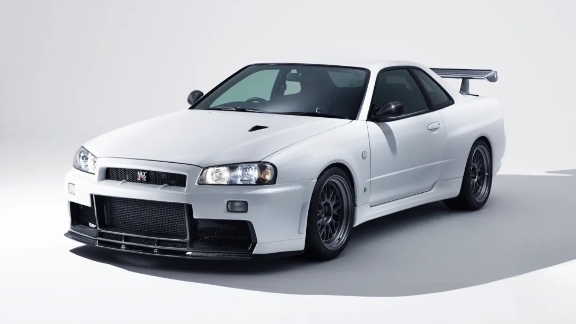 GT-R-R34-restomod-built-by-legends-1.jpg GT-R-R34-restomod-built-by-legends-1.jpg
