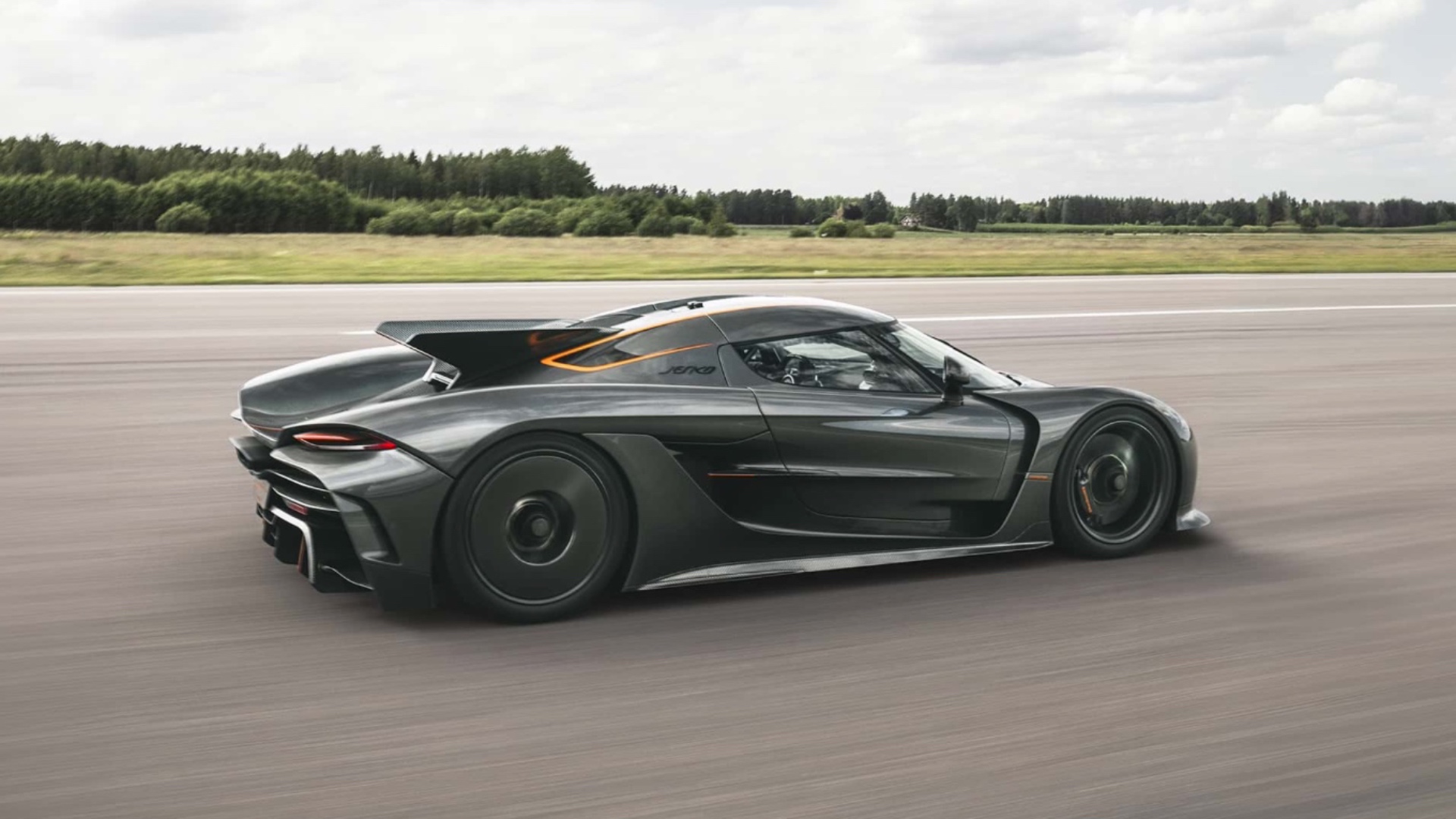 Koenigsegg Jesko Absolut regina nello “0-400-0”