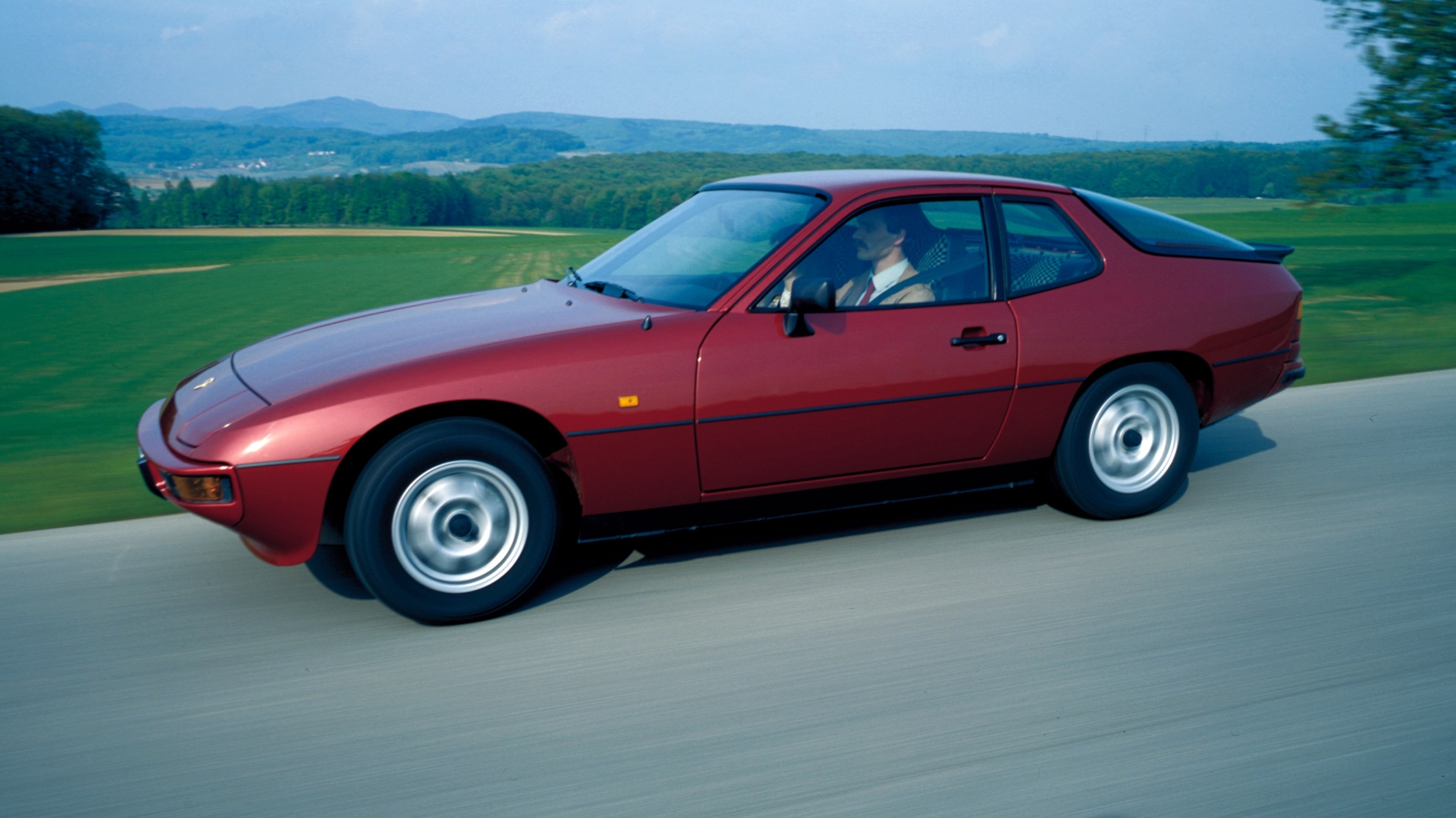 Porsche-924-4