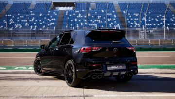 Volkswagen-Golf-R-2024-3 Volkswagen-Golf-R-2024-3