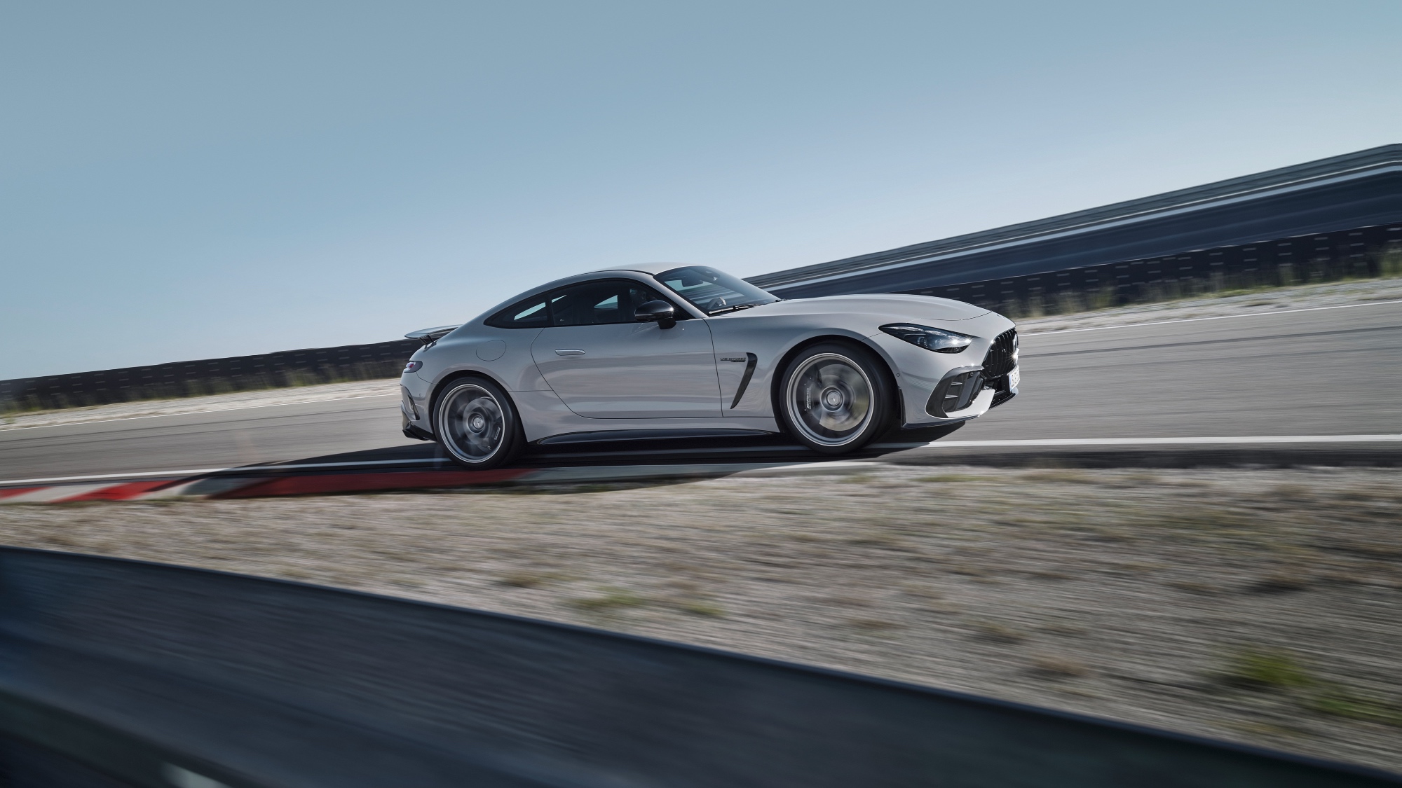 mercedes-amg-gt-pro-2024-10