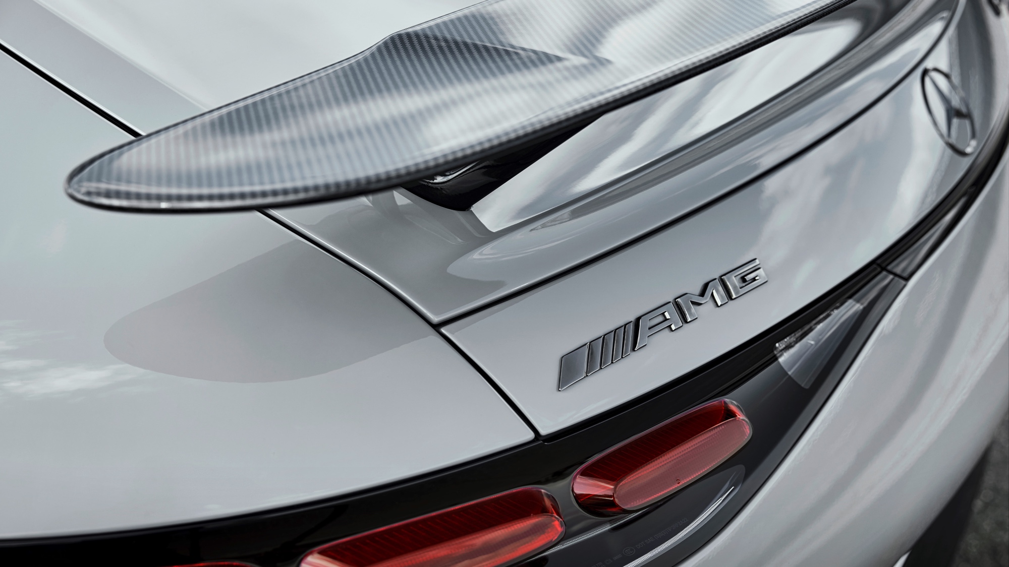 mercedes-amg-gt-pro-2024-18