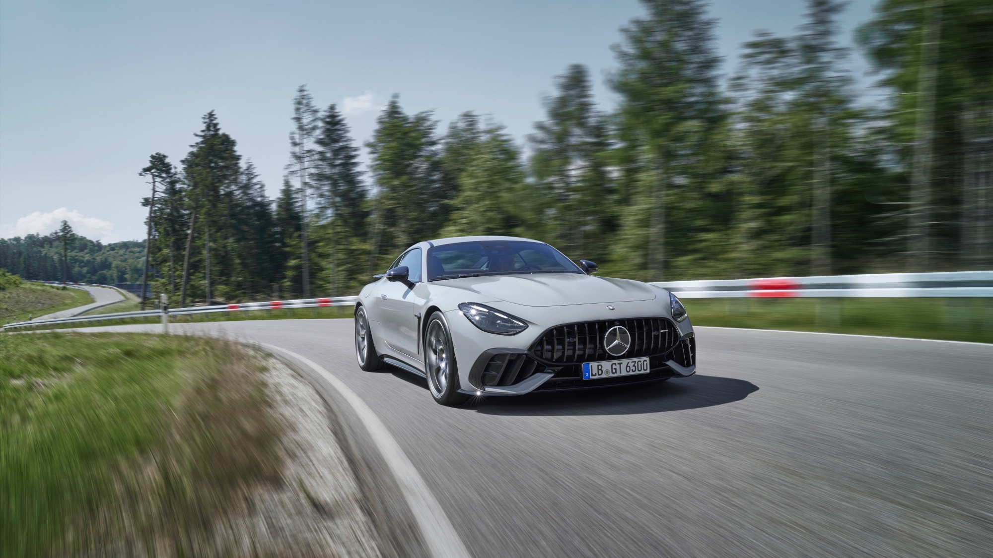 mercedes-amg-gt-pro-2024-4