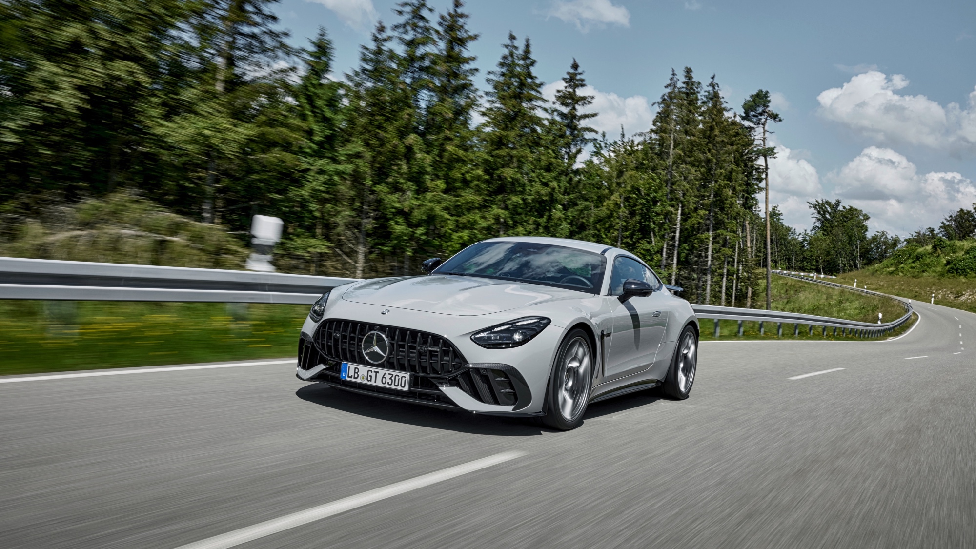 mercedes-amg-gt-pro-2024-6