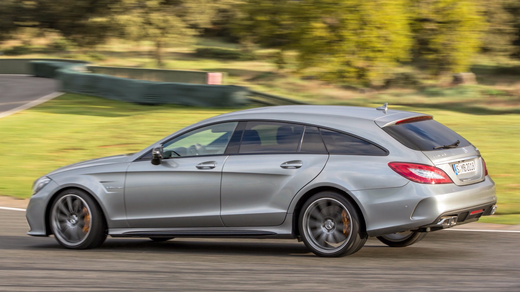 mercedes-benz_cls_63_amg_s-model_shooting_brake_15 mercedes-benz_cls_63_amg_s-model_shooting_brake_15