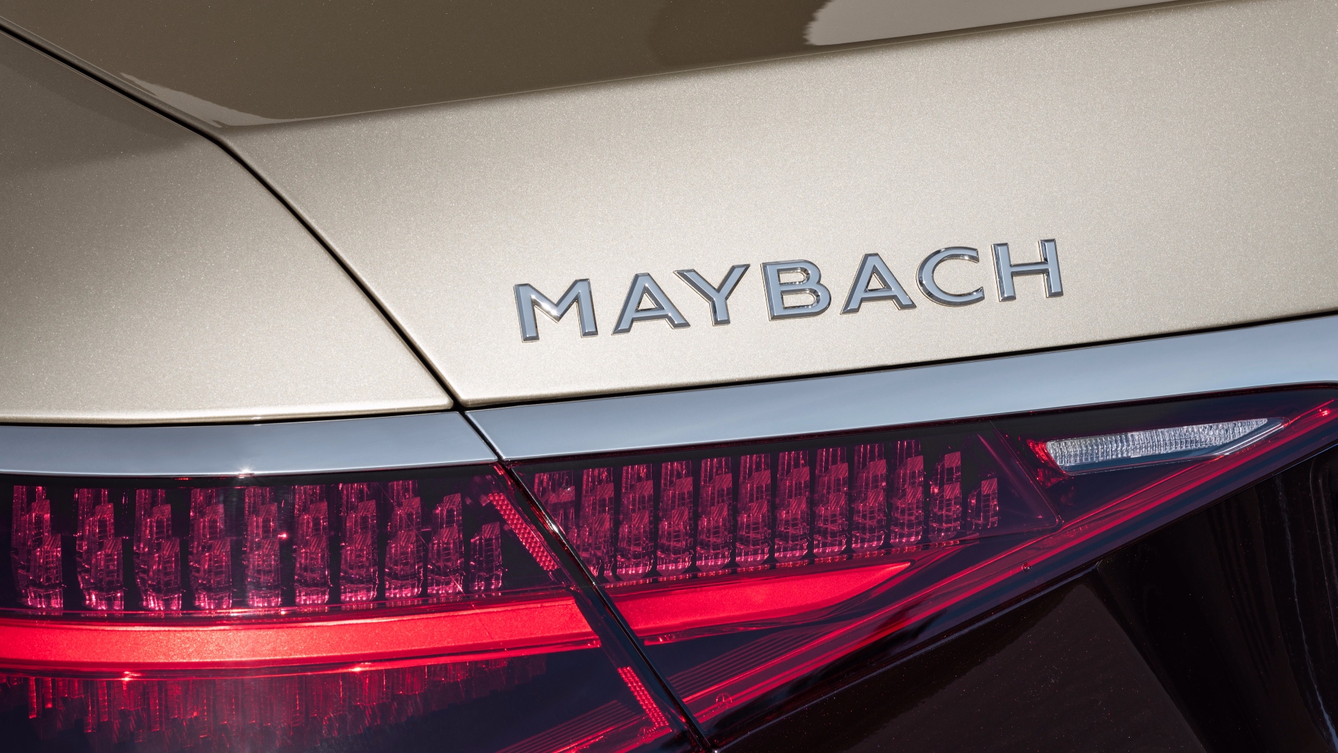 mercedes-classe-s-580-maybach-test-drive-recensione-prova-11 mercedes-classe-s-580-maybach-test-drive-recensione-prova-11