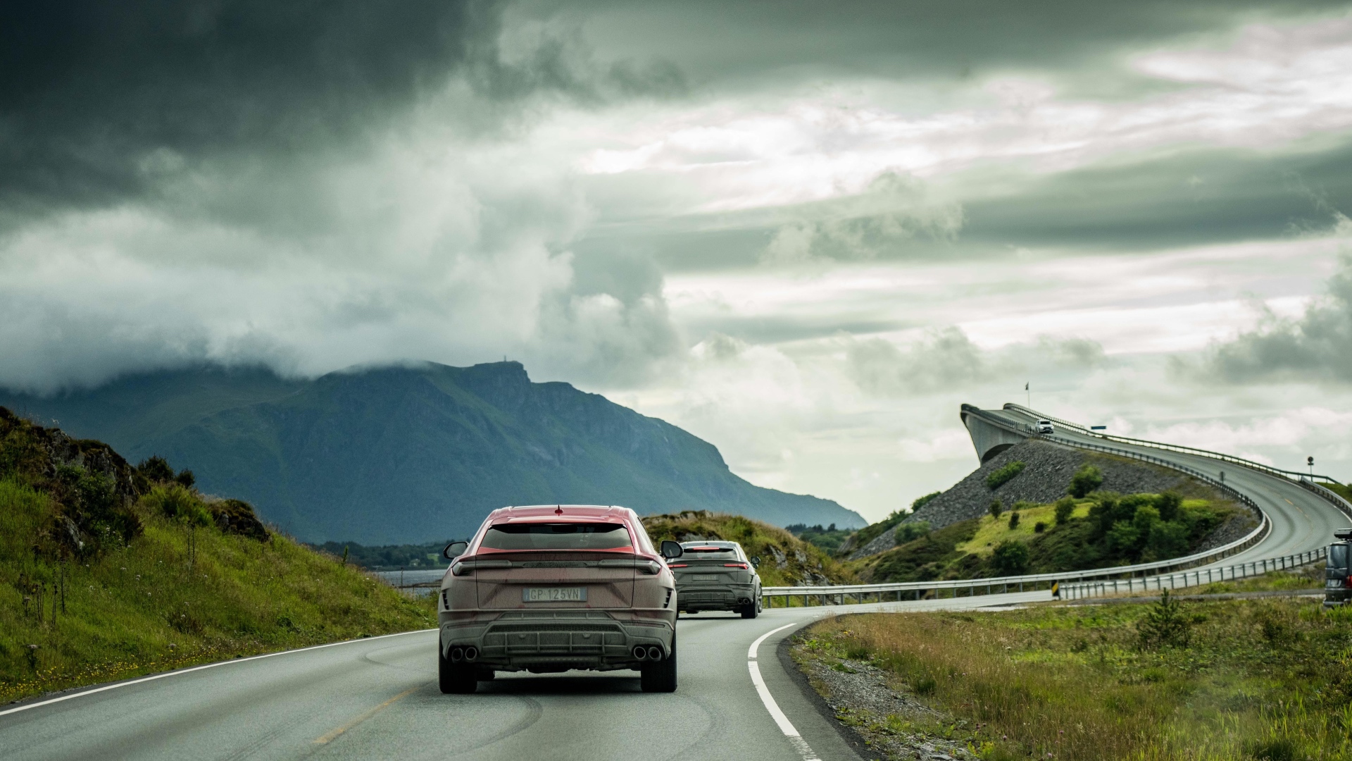 654362Lamborghini-tour-Norvegia-Urus-S-2024- 654362Lamborghini-tour-Norvegia-Urus-S-2024-