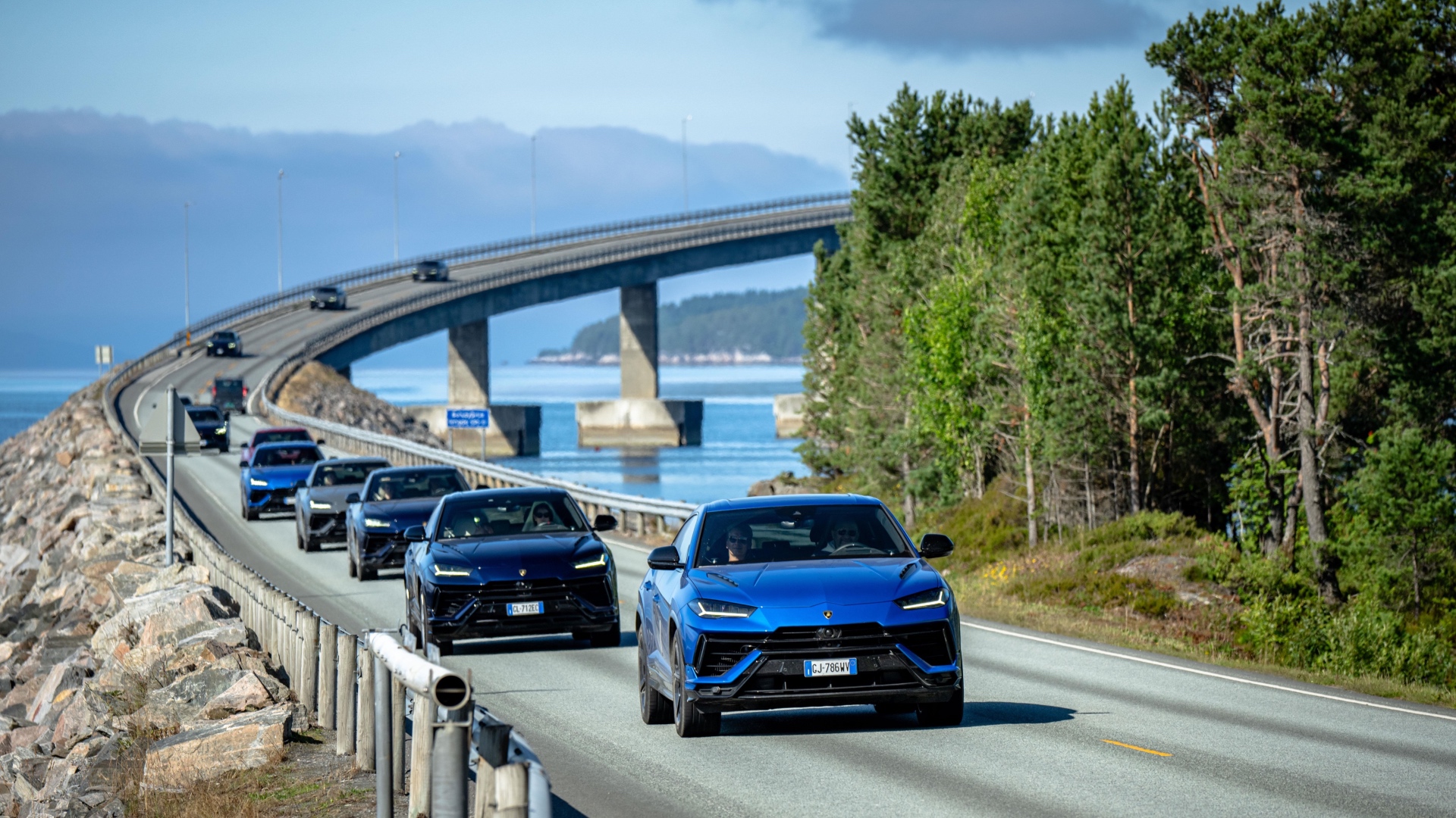654375Lamborghini-tour-Norvegia-Urus-S-2024- 654375Lamborghini-tour-Norvegia-Urus-S-2024-