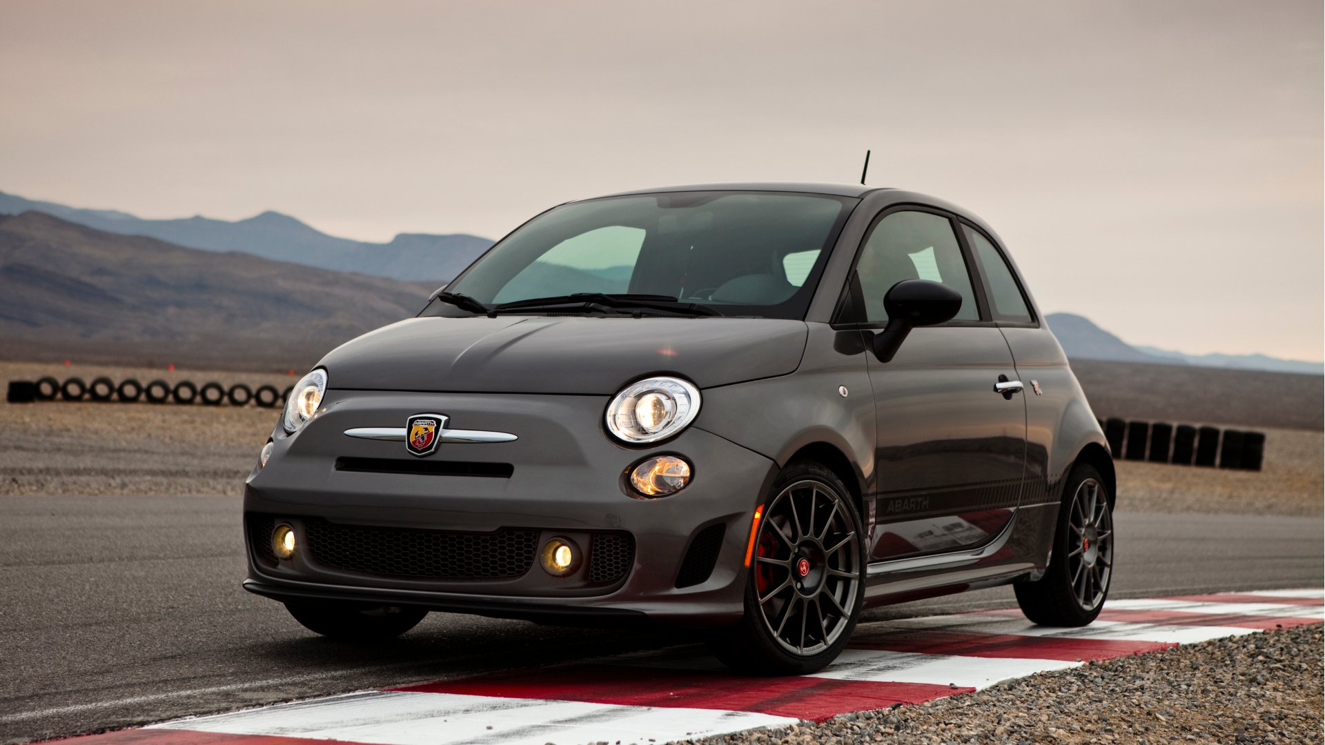 Abarth-500-595-695-20 Abarth-500-595-695-20