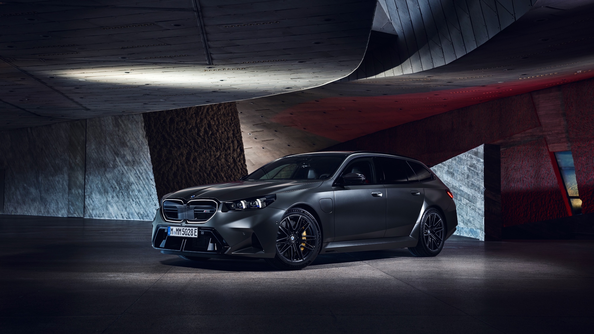 BMW-M5-Touring-G99-11 BMW-M5-Touring-G99-11