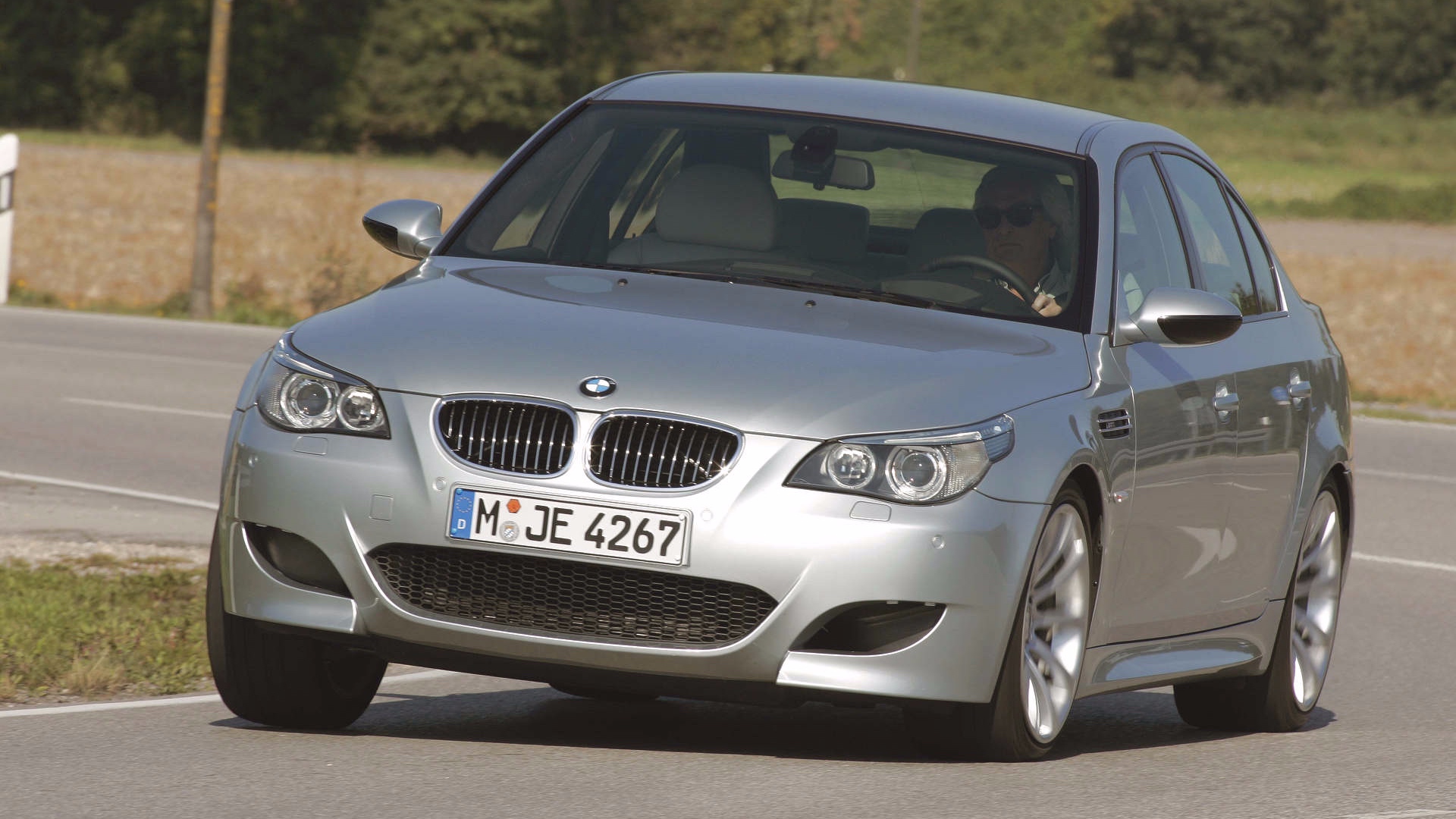 BMW_M5_M6_2004_veloce_1 BMW_M5_M6_2004_veloce_1