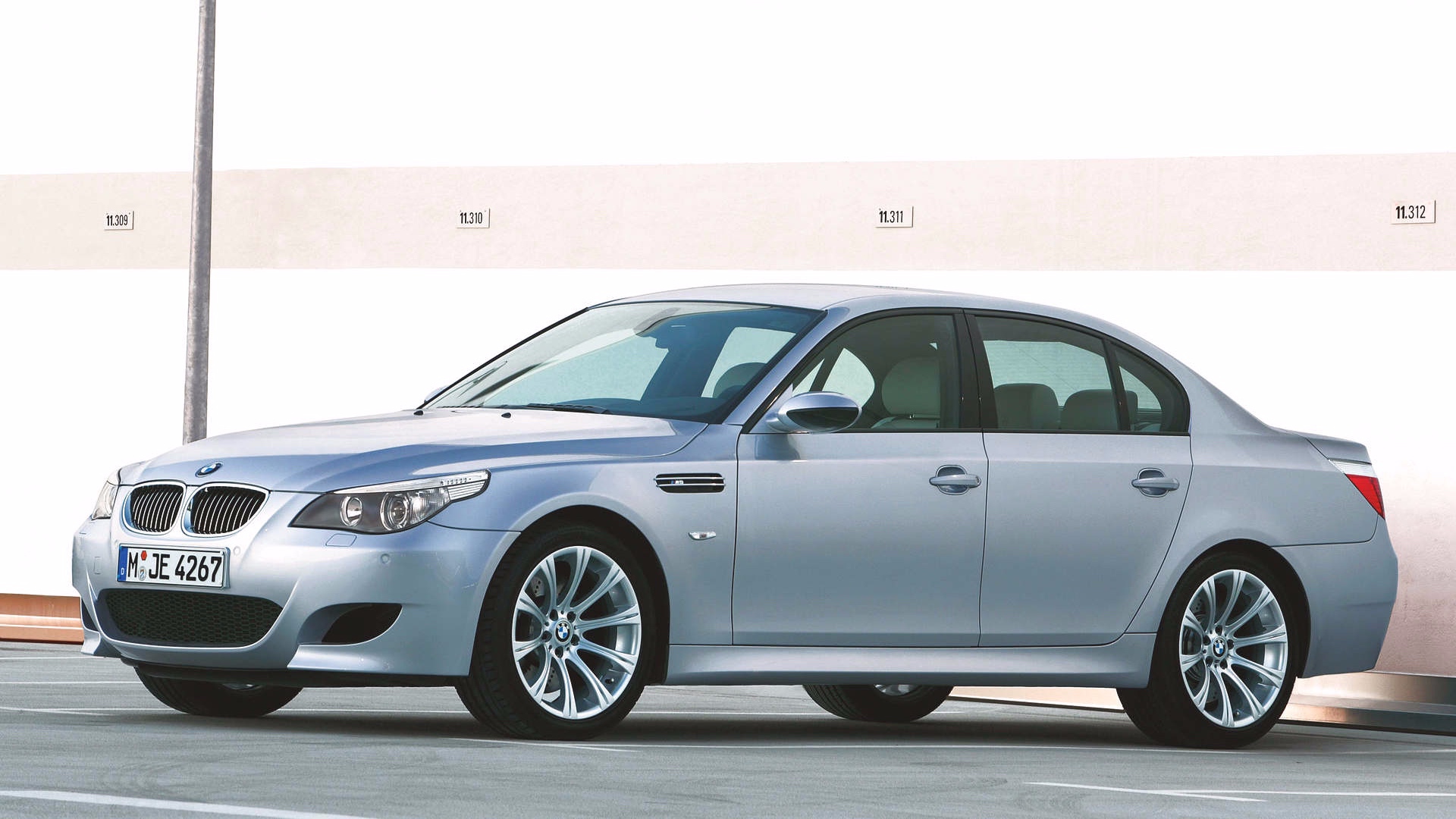 BMW_M5_M6_2004_veloce_2 BMW_M5_M6_2004_veloce_2