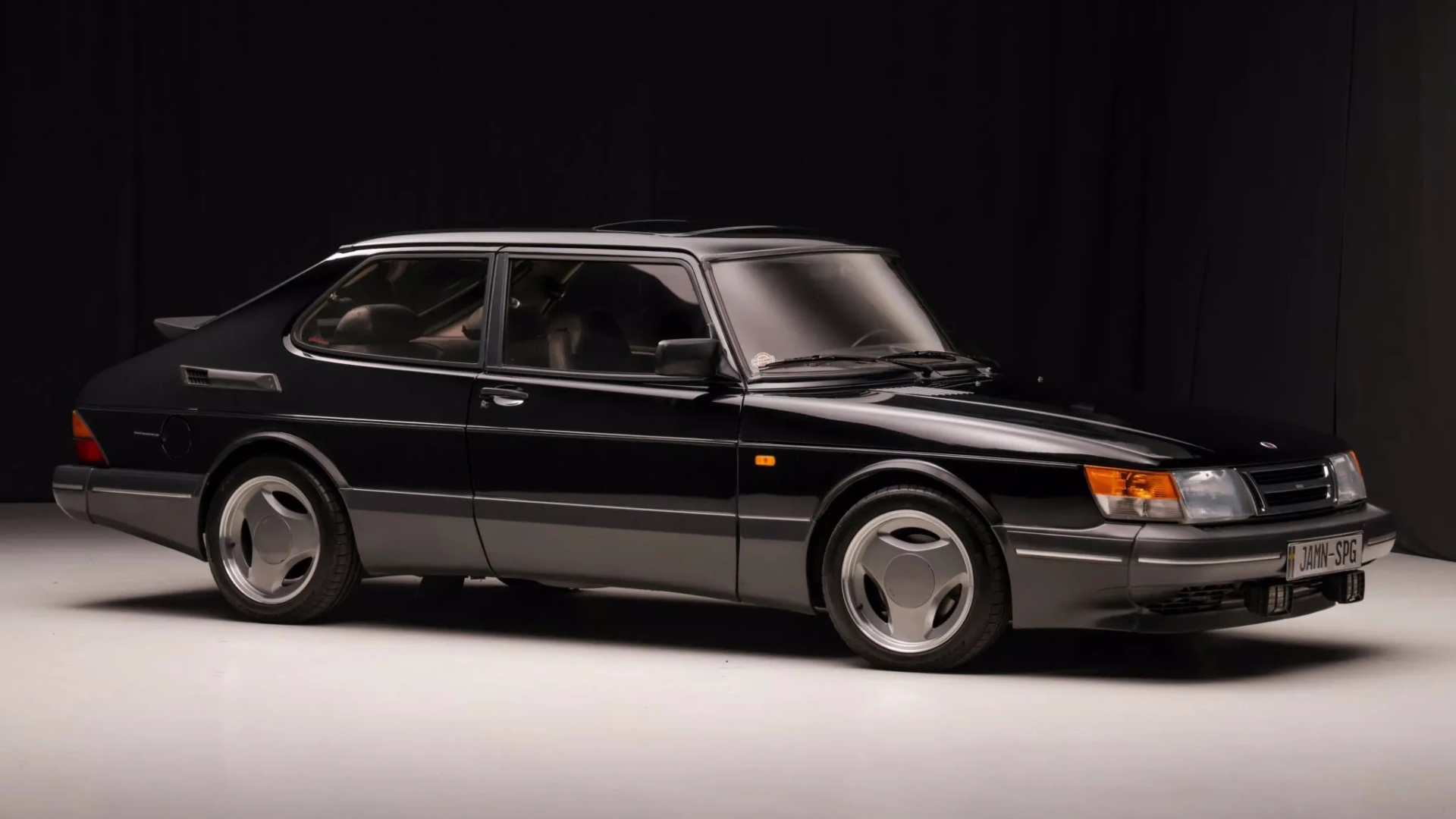 IMG-8117-62829-scaledSaab-900-Turbo-