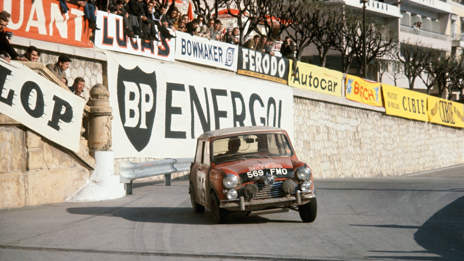 Mini-BMC-Morris-Rover-classica-1959-Issigonis-Rally-Monte-Carlo-The-Italian-Job-65-anniversario-2024-11