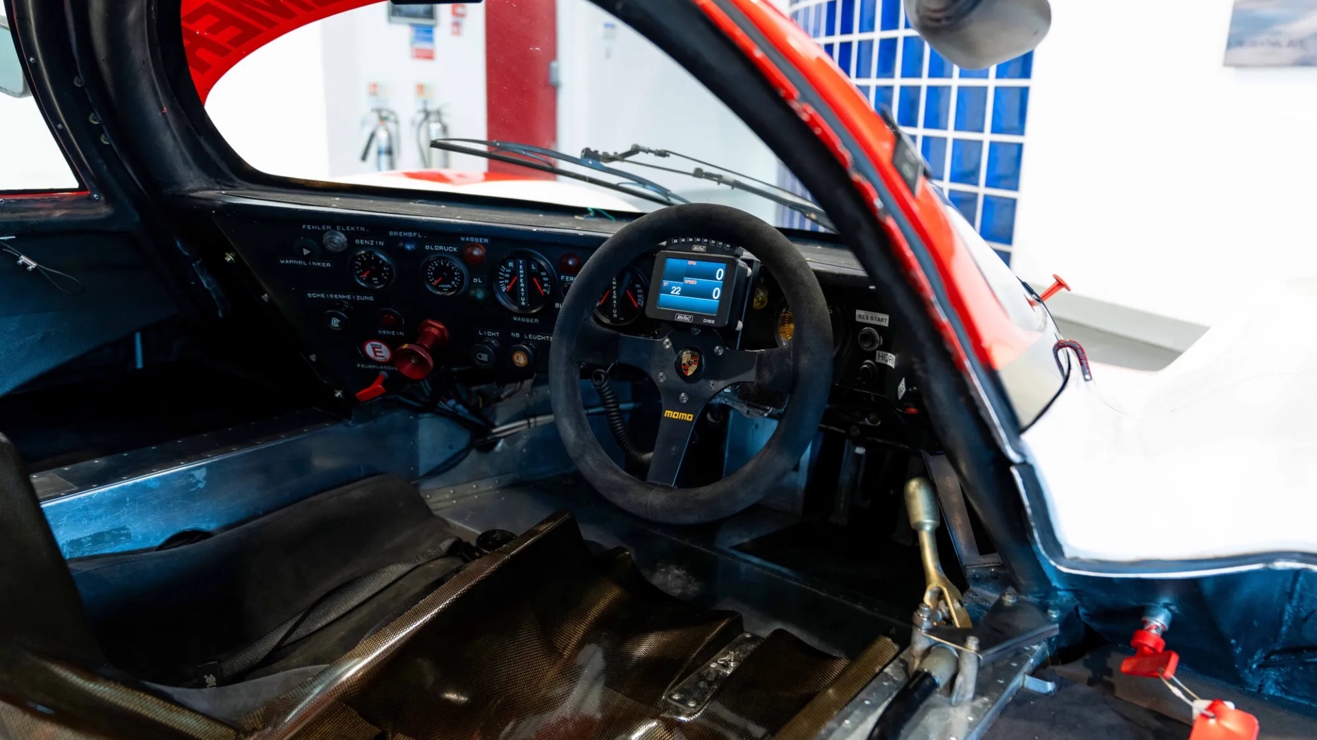 f7bda696-9baf-4afe-ba42-20735782351bPorsche-962-in-vendita-2024-