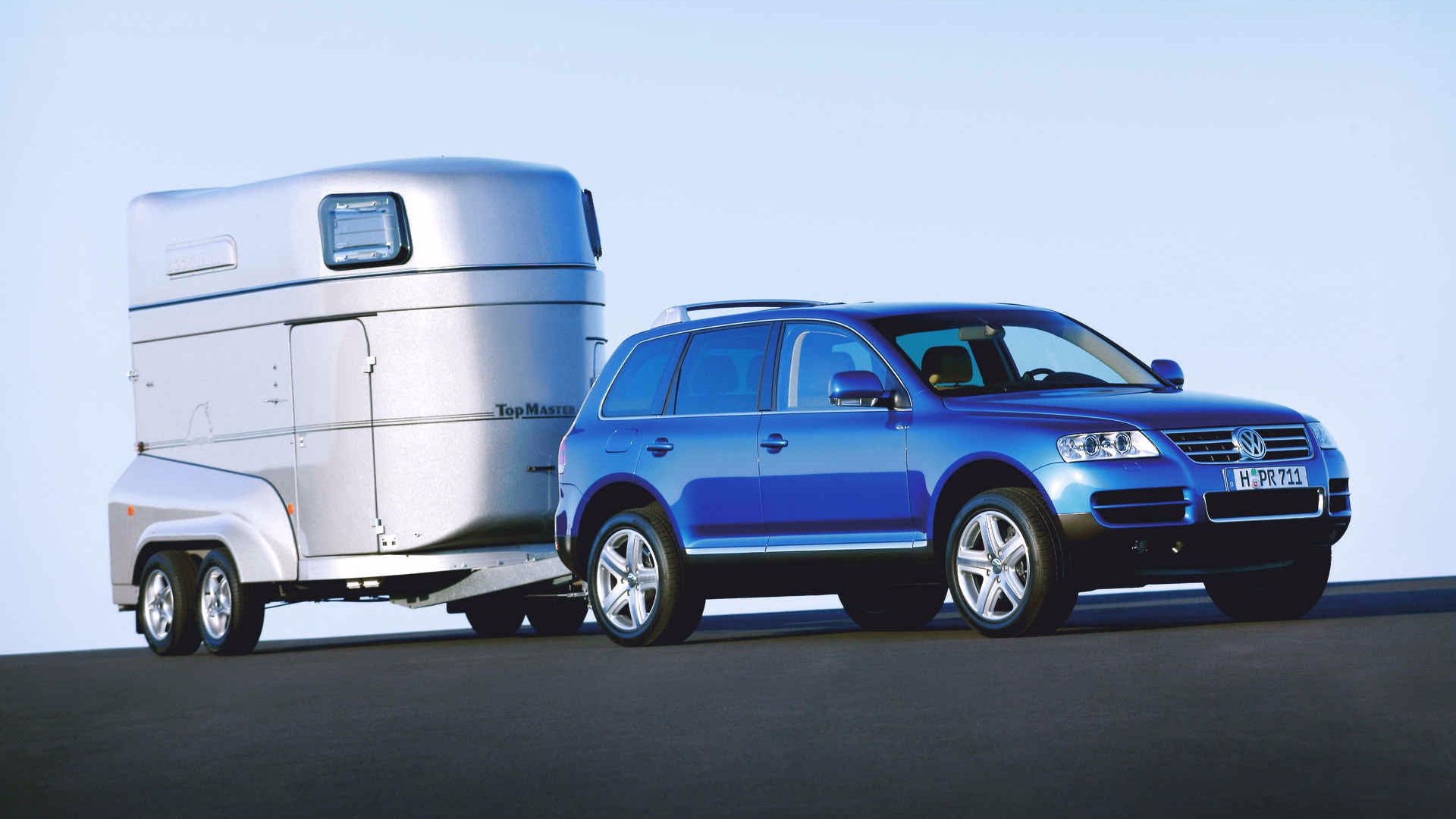 Exterior: Stationary