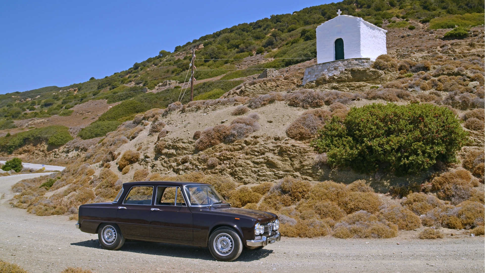 Alfa-Romeo-Giulia-Super-depoca-vacanze-Grecia-2024-1 Alfa-Romeo-Giulia-Super-depoca-vacanze-Grecia-2024-1