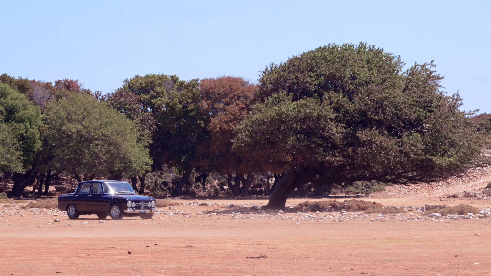 Alfa-Romeo-Giulia-Super-depoca-vacanze-Grecia-2024-3 Alfa-Romeo-Giulia-Super-depoca-vacanze-Grecia-2024-3