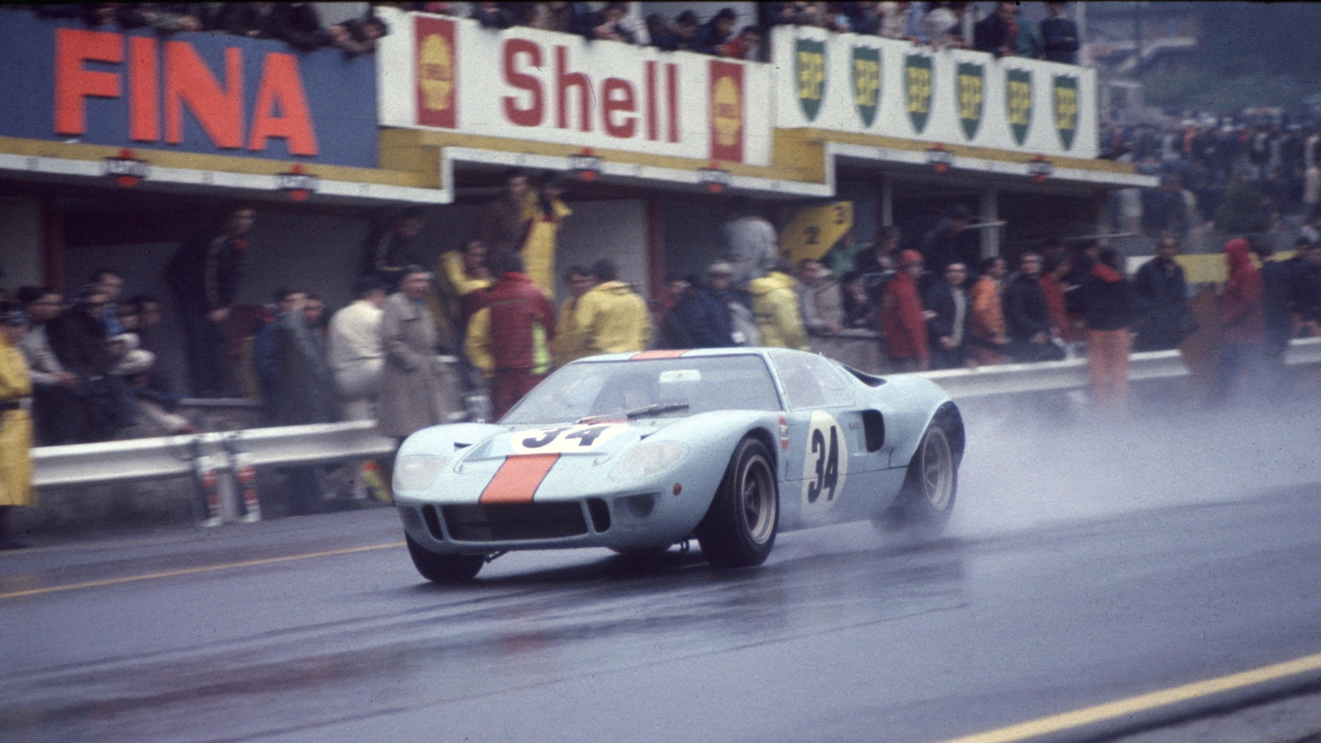 Ford GT40, la regina di Le Mans festeggia 60 anni