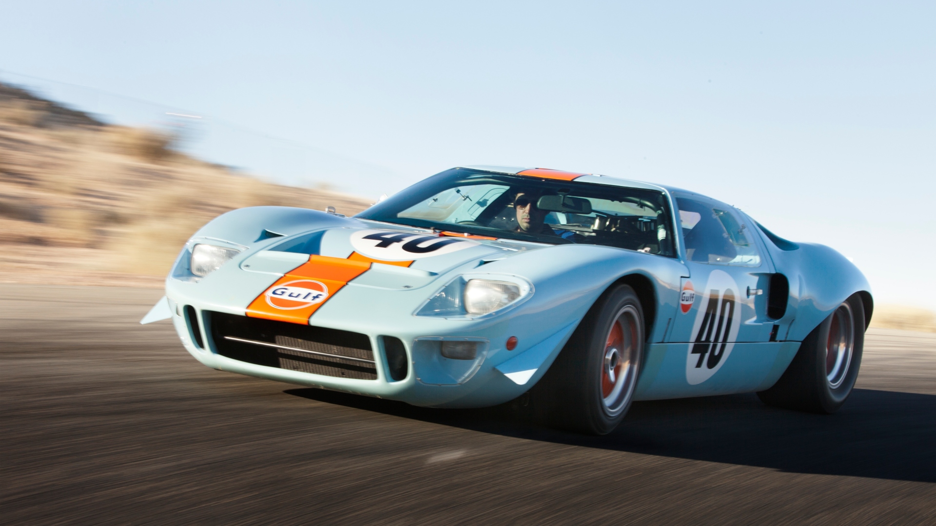 Ford-GT40-1964-2024-60-anni-le-mans-66-vs-ferrari-5 Ford-GT40-1964-2024-60-anni-le-mans-66-vs-ferrari-5