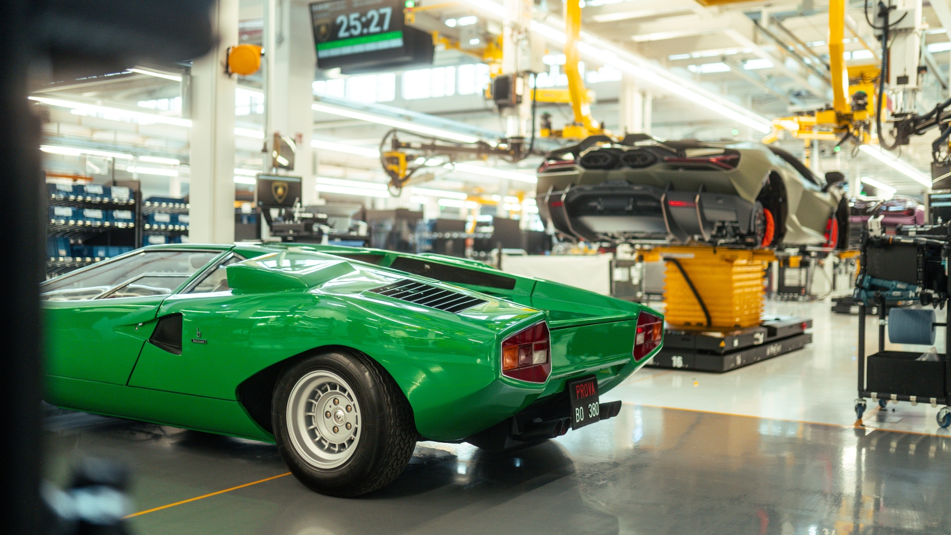 Lamborghini-Countach-50-anni-anniversario-produzione-LP-400-1974-2 Lamborghini-Countach-50-anni-anniversario-produzione-LP-400-1974-2
