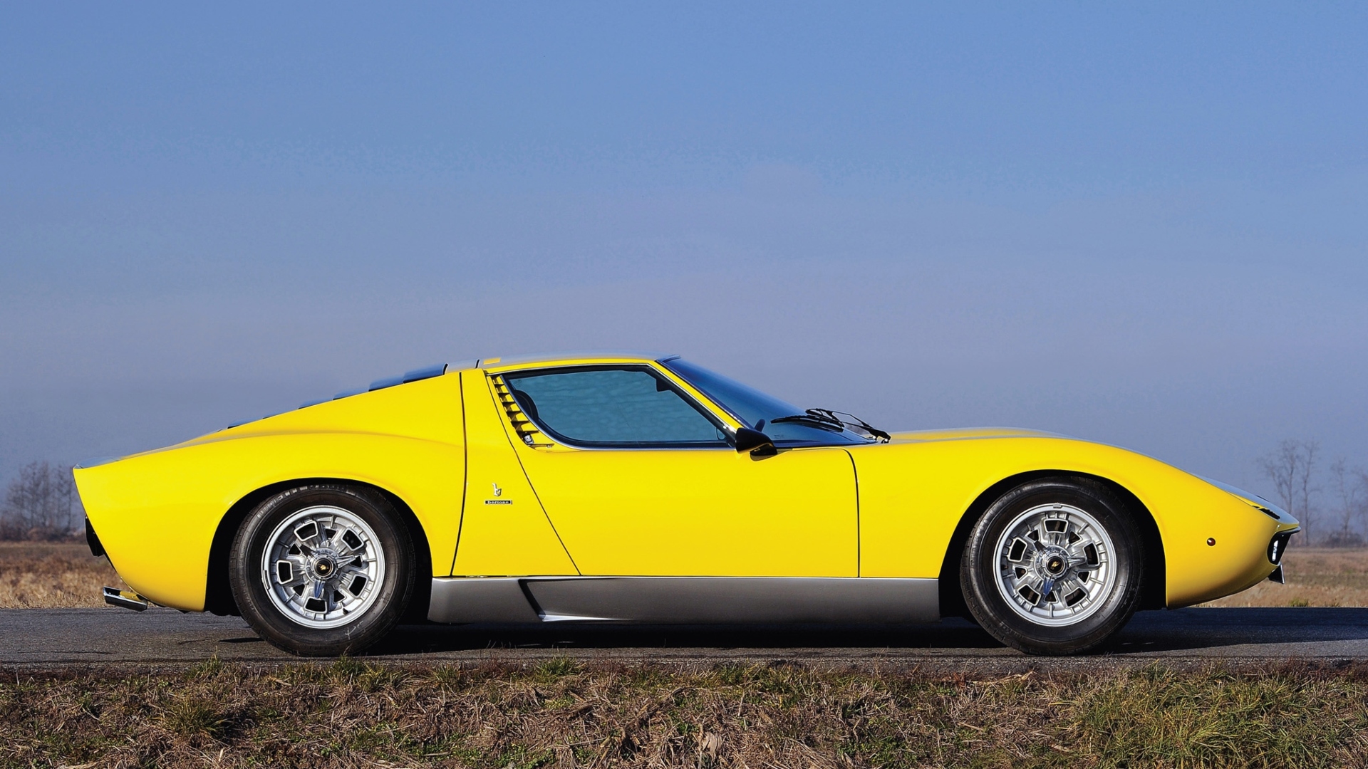 Lamborghini-Miura-4