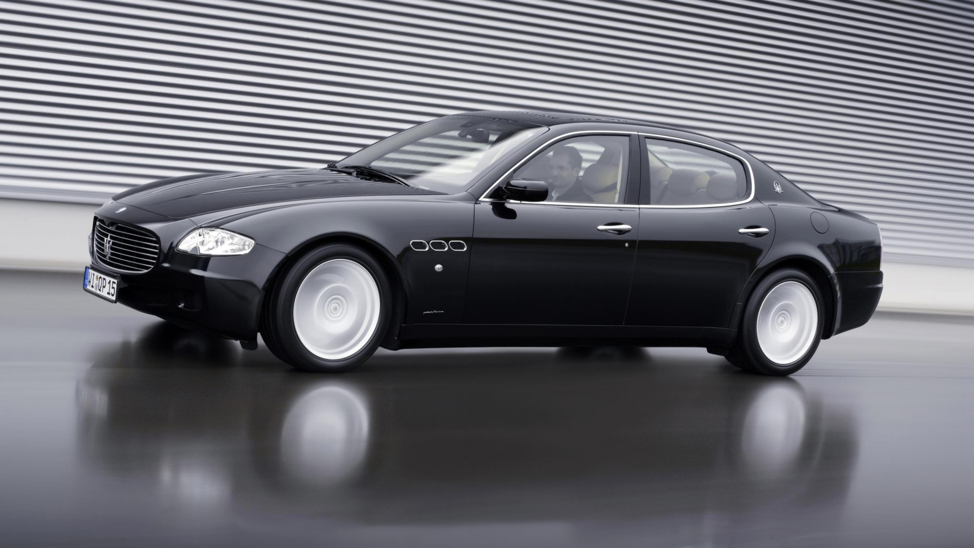 Maserati-Quattroporte-V-2003-10