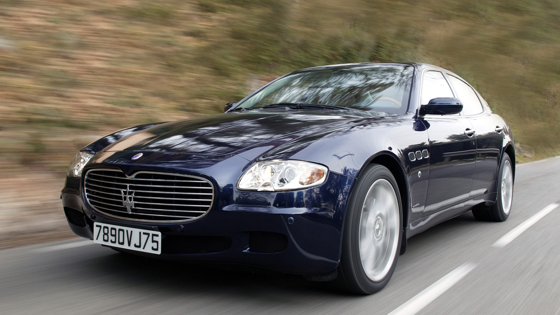 Maserati Quattroporte (2003) Maserati Quattroporte (2003)