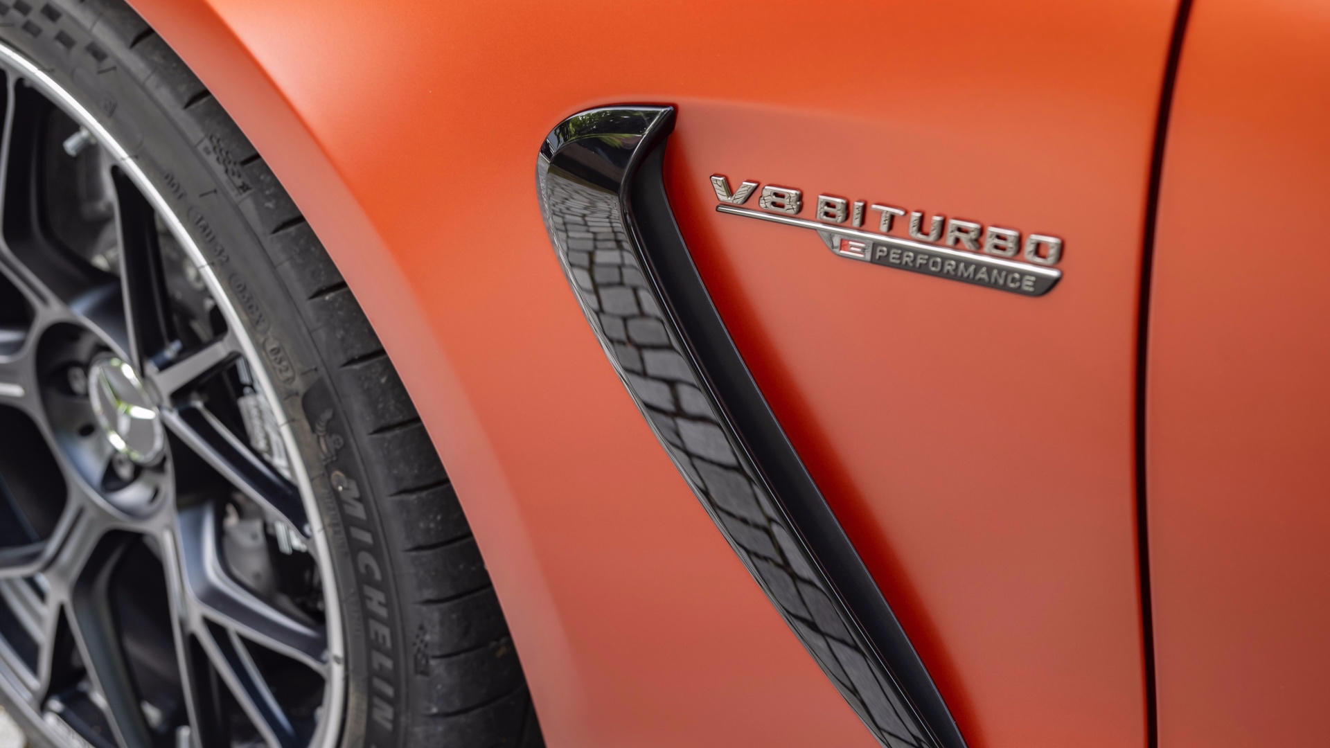 Mercedes-AMG-GT-63-S-e-Performance-guida-test-drive-30