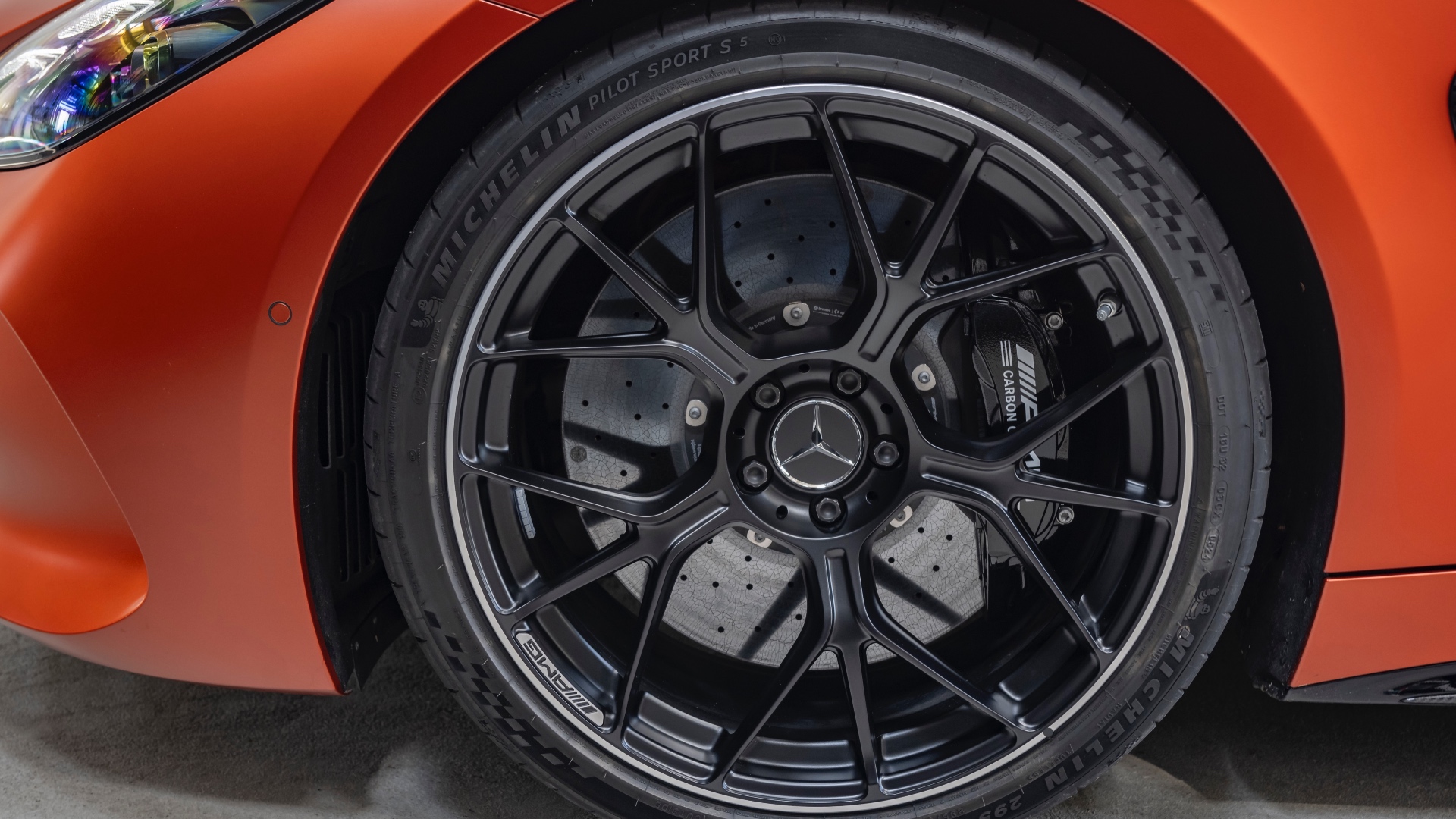 Mercedes-AMG-GT-63-S-e-Performance-guida-test-drive-35