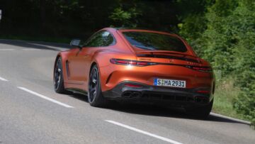 Mercedes-AMG-GT-63-S-e-Performance-guida-test-drive-39
