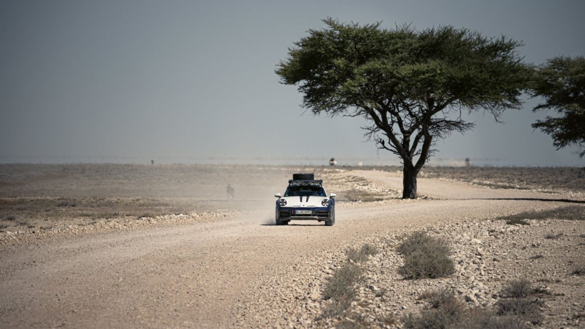 Porsche-911-Camp-Namibia-Dakar-2024-experience-14 Porsche-911-Camp-Namibia-Dakar-2024-experience-14