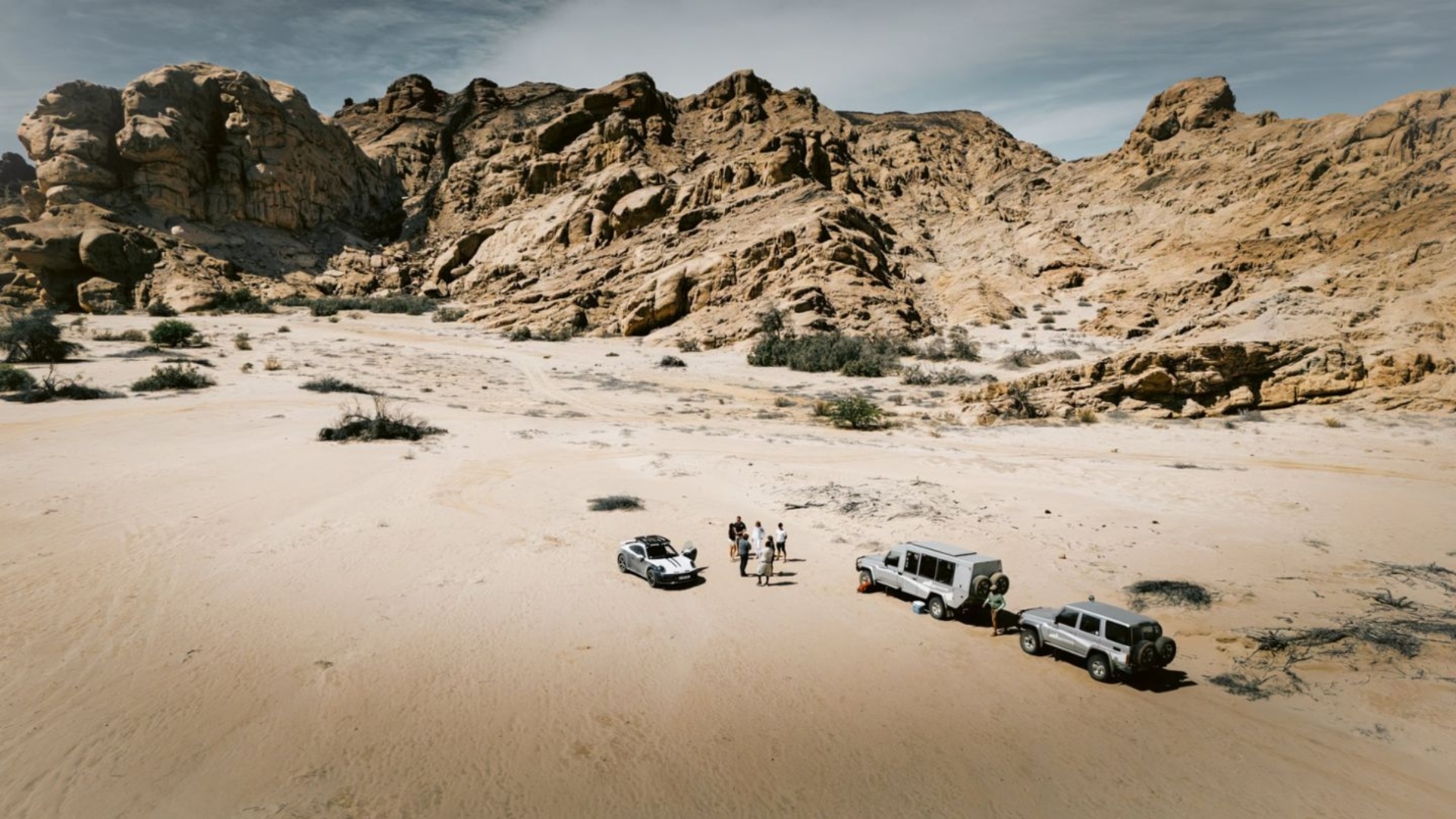 Porsche-911-Camp-Namibia-Dakar-2024-experience-19 Porsche-911-Camp-Namibia-Dakar-2024-experience-19