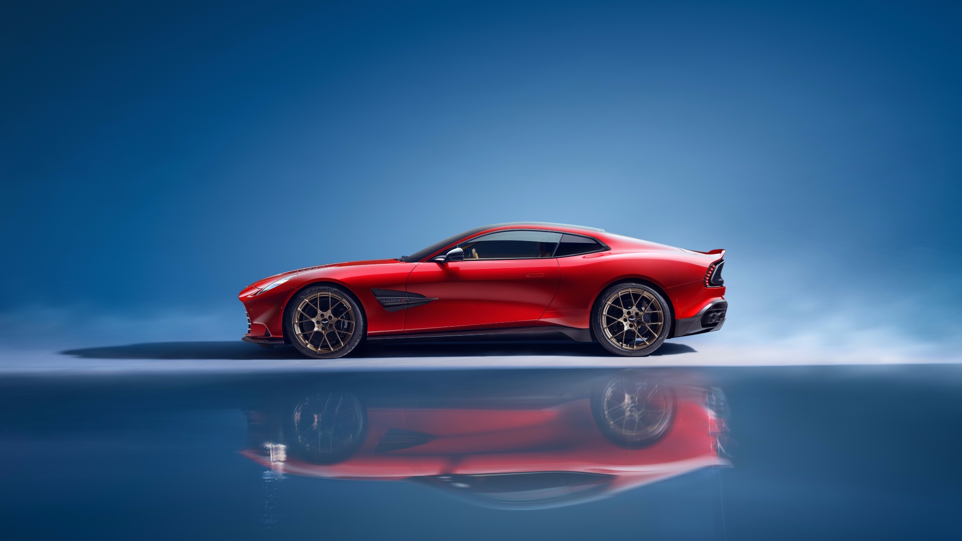 aston-martin-vanquish-2024-10