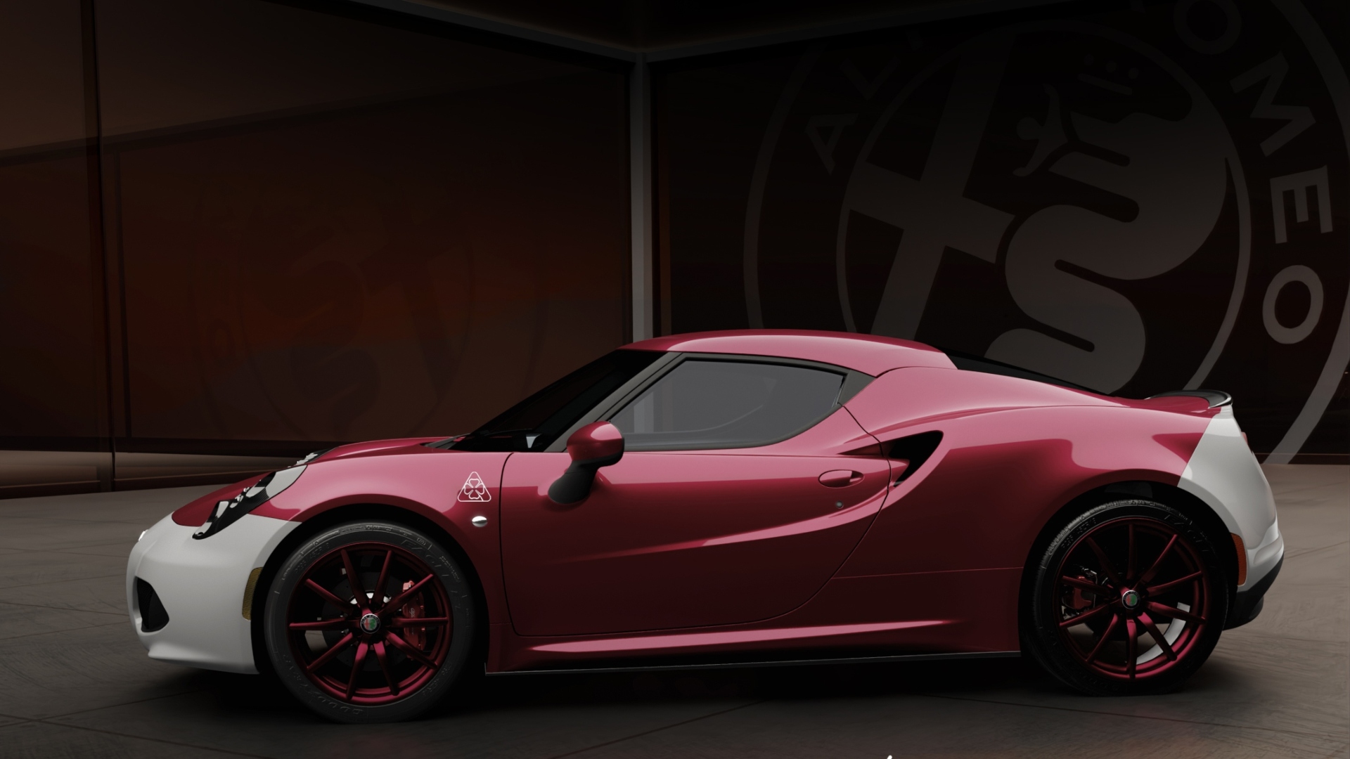 Alfa Romeo 4C: Nicola Larini ci mette la firma