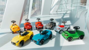 Die verschiedenen Generationen des Bobby-Benz und des Bobby-AMGThe different generations of the Bobby-Benz and the Bobby-AMG Die verschiedenen Generationen des Bobby-Benz und des Bobby-AMGThe different generations of the Bobby-Benz and the Bobby-AMG