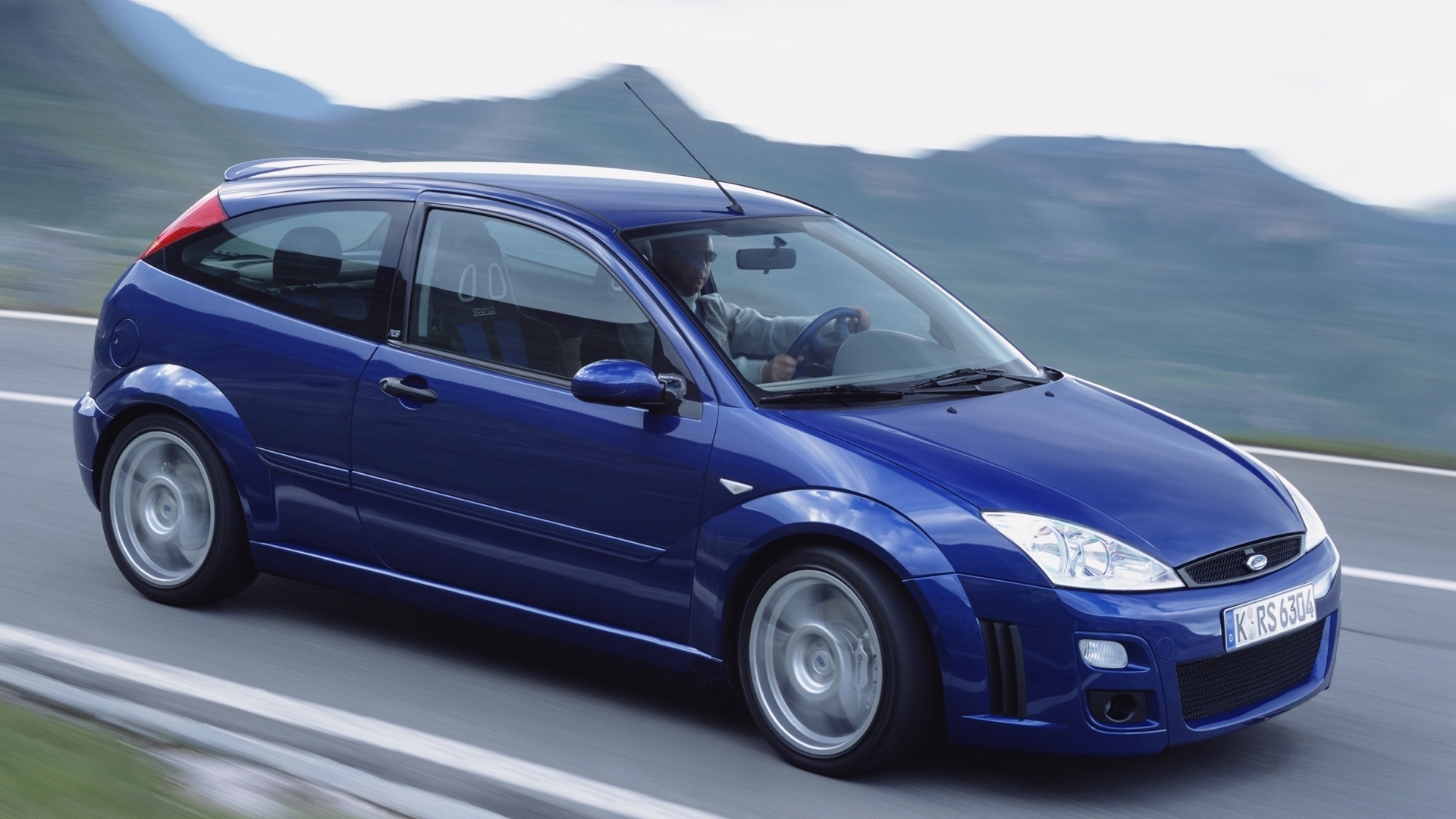 Ford-Focus-RS-Mk1-2002-3