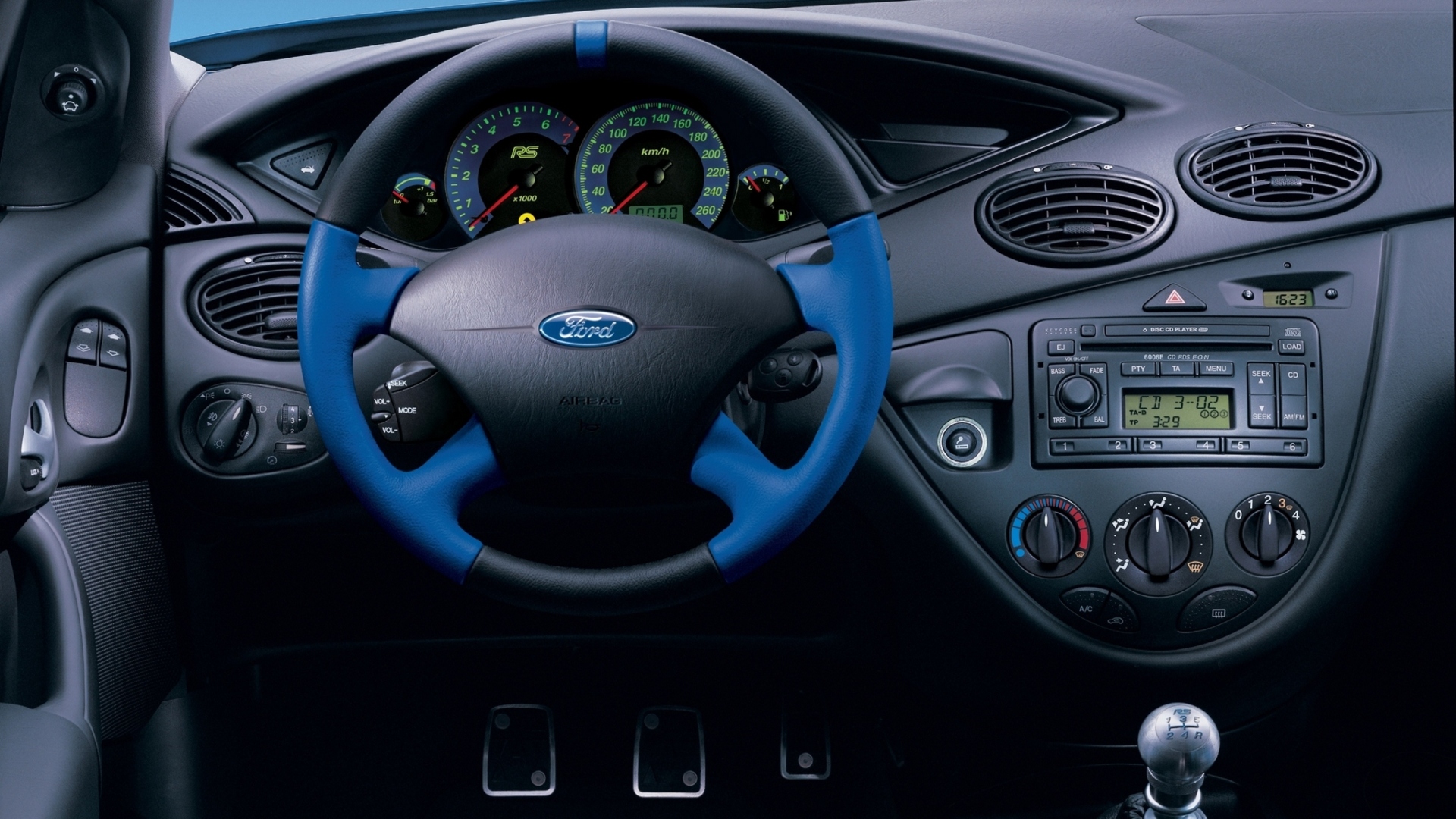 Ford-Focus-RS-Mk1-2002-4