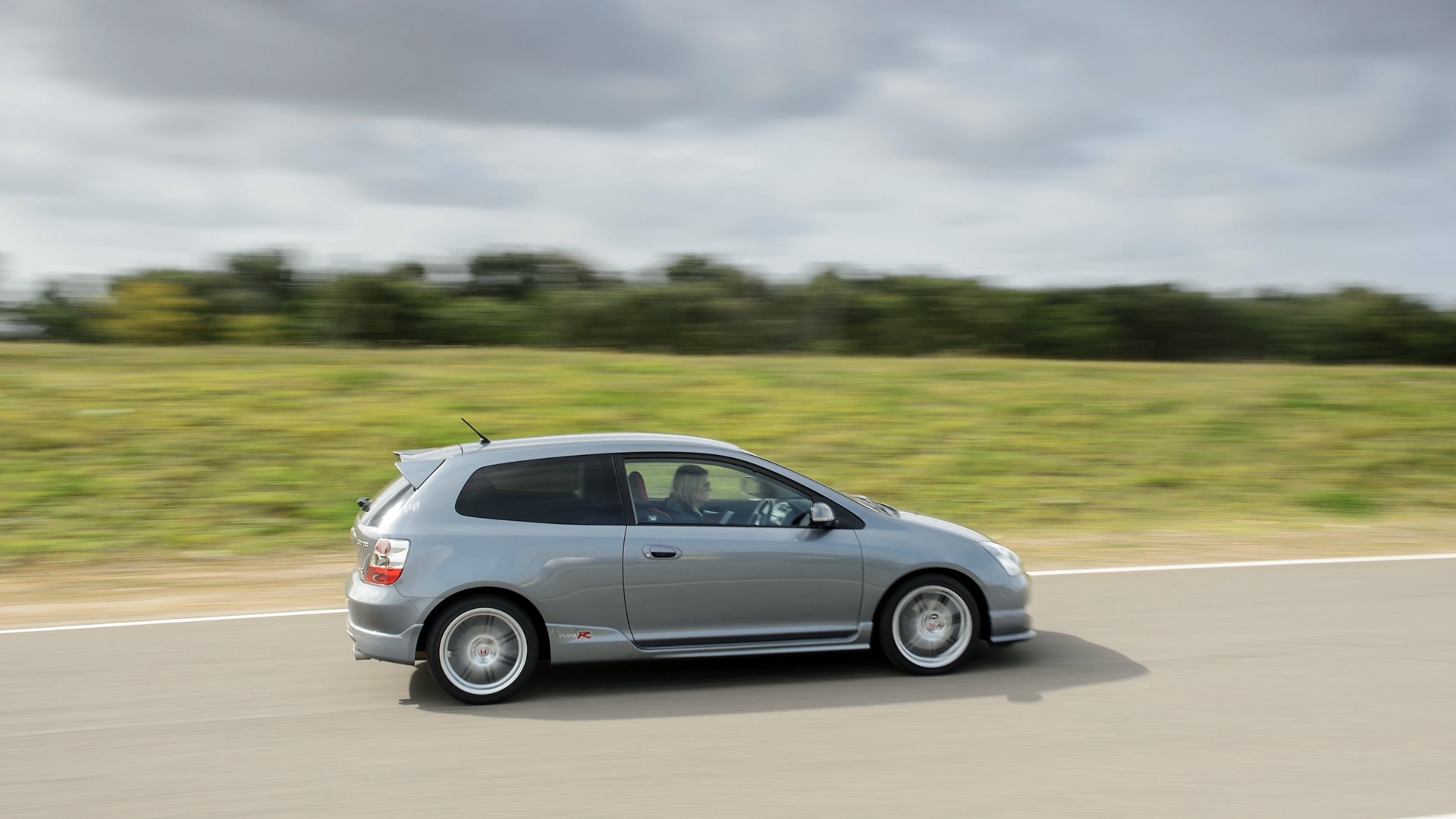 Honda-Civic-Type-R-EP3-2001-2005-1